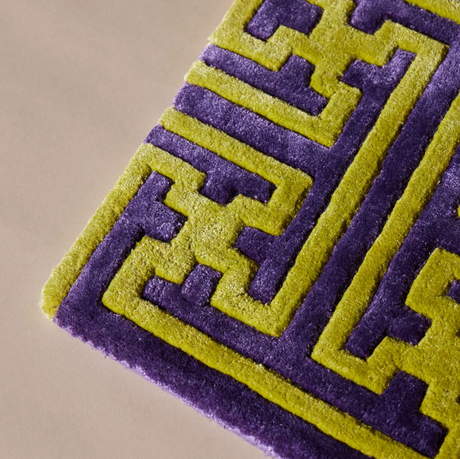 Greca Rug - Image 8