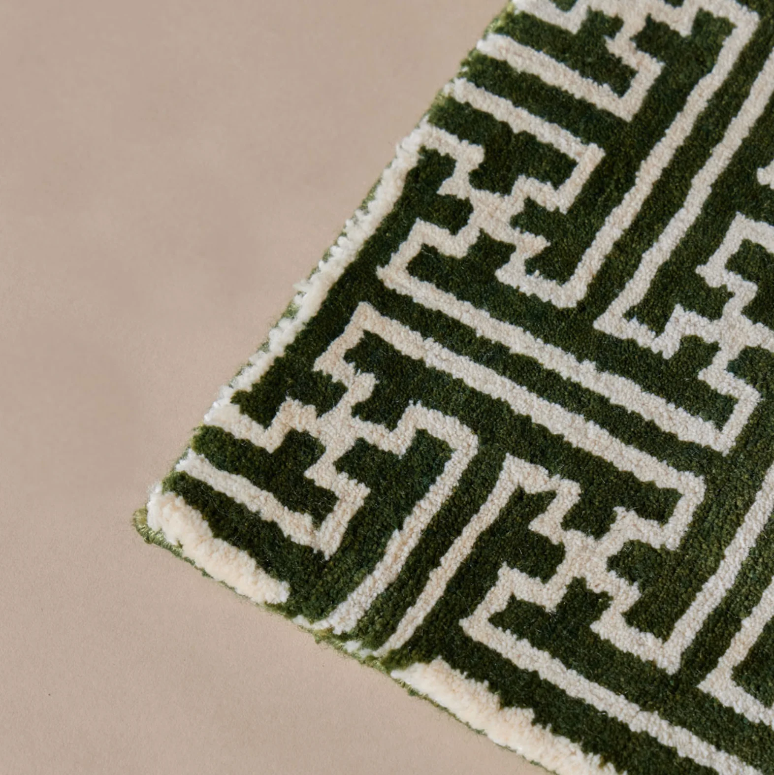 Greca Sottile Rug - Image 6