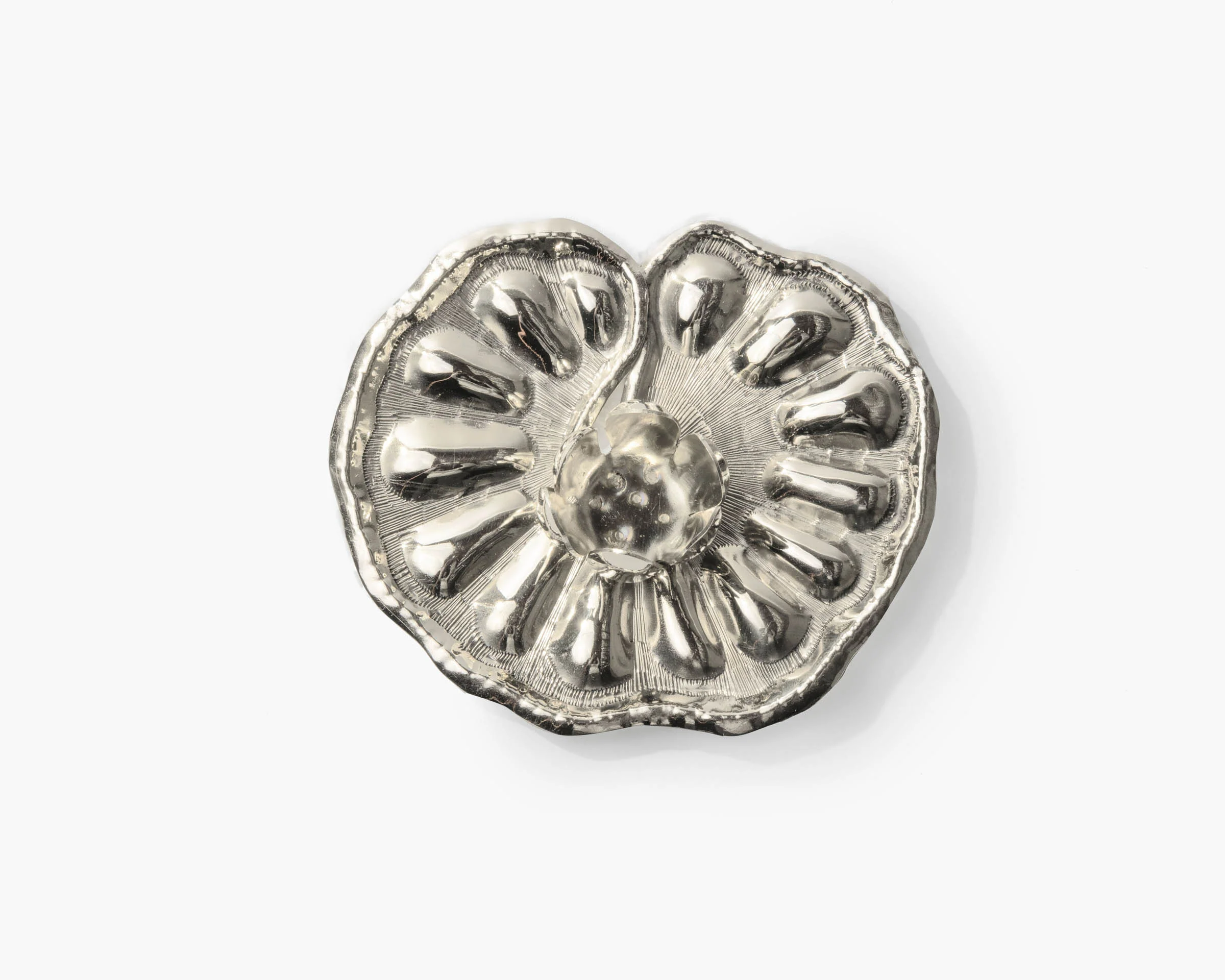 Guanacaste Seed Pod Candle Holder - Image 5