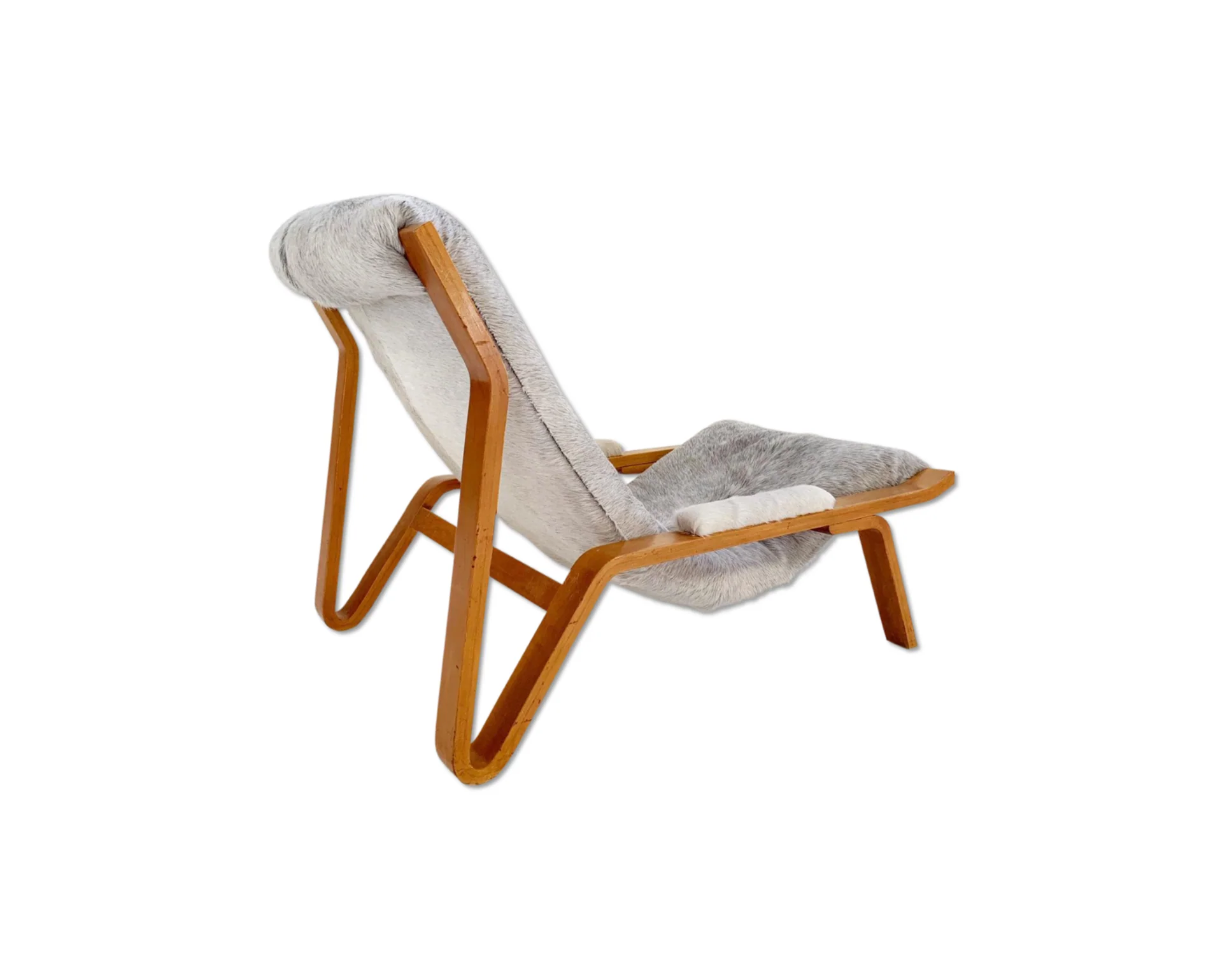 Suspension Chair in Brazilian Cowhide - Image 11