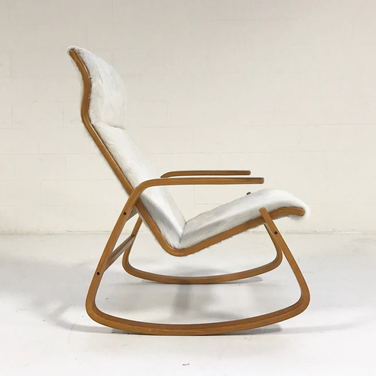 Danish Modern Rocking Chair in Brazilian Cowhide - Image 4