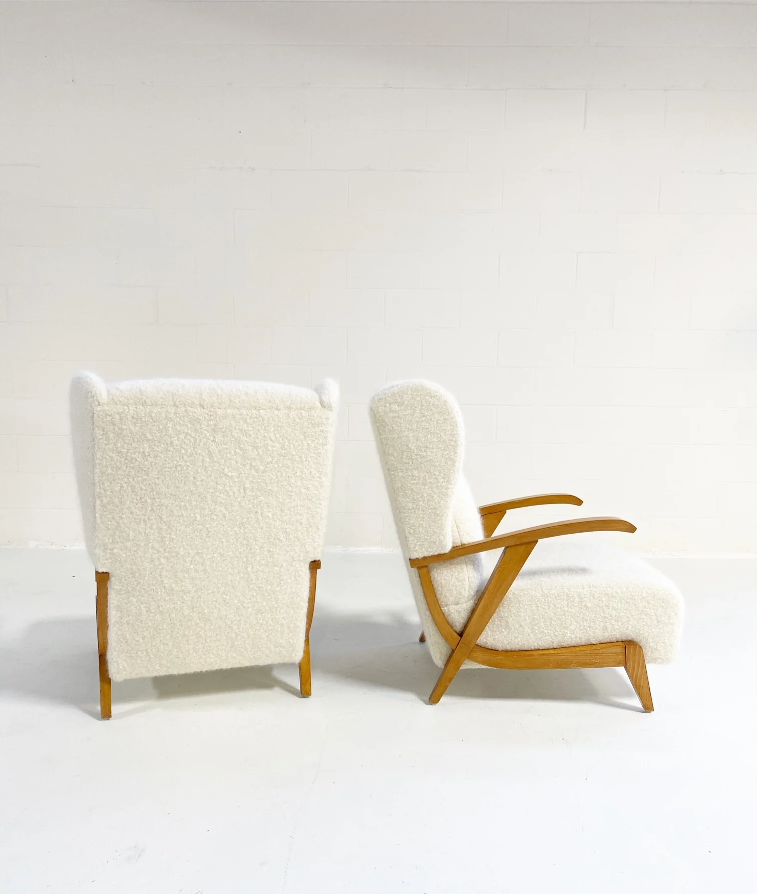 Italian Lounge Chairs in Pierre Frey boucle, pair - Image 3