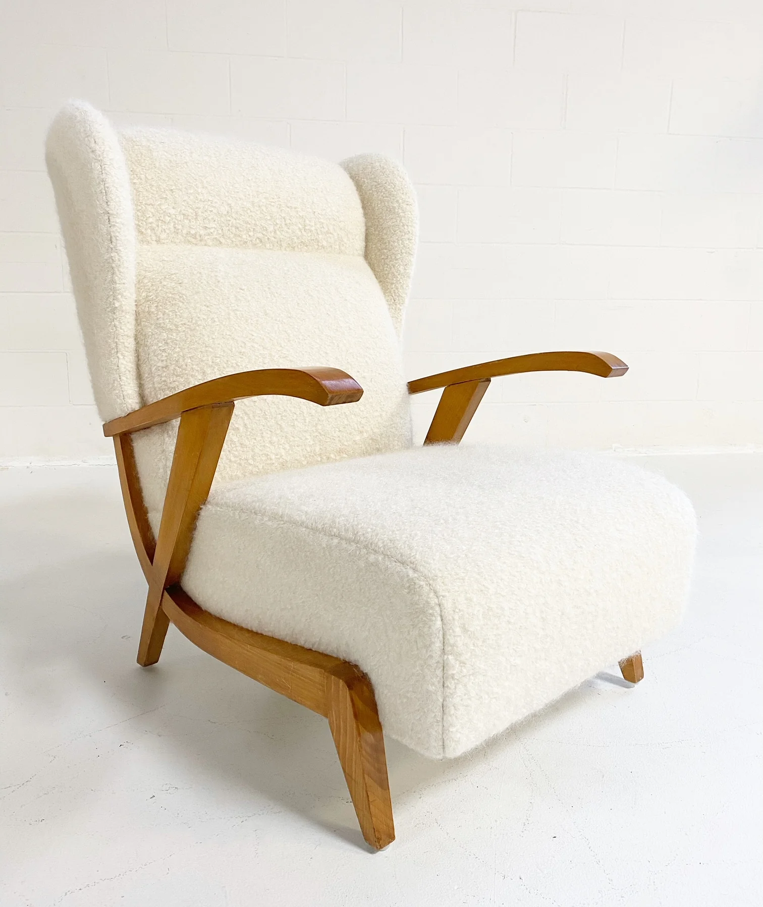 Italian Lounge Chairs in Pierre Frey boucle, pair - Image 5