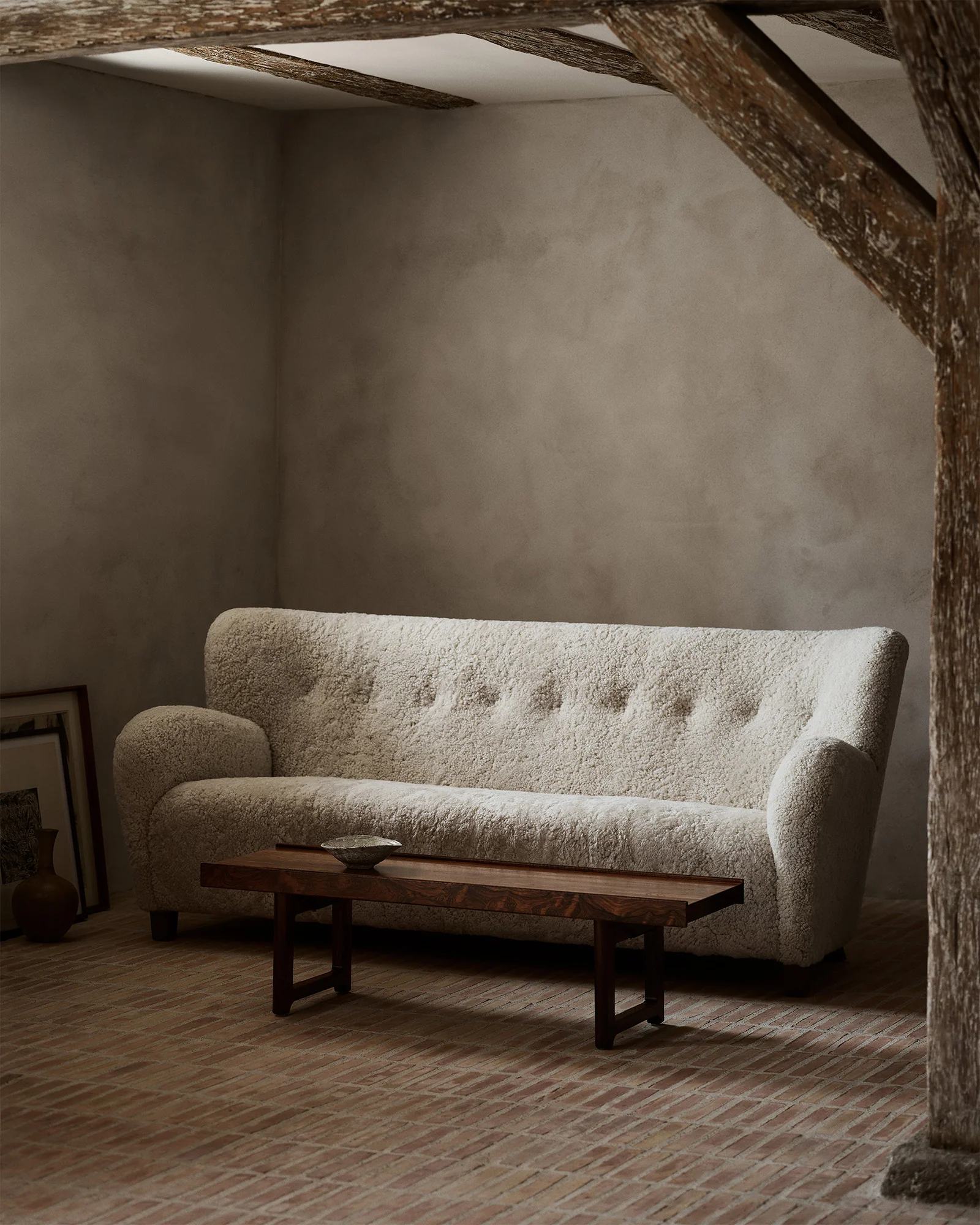 Karu Sofa | Moonlight - Image 2