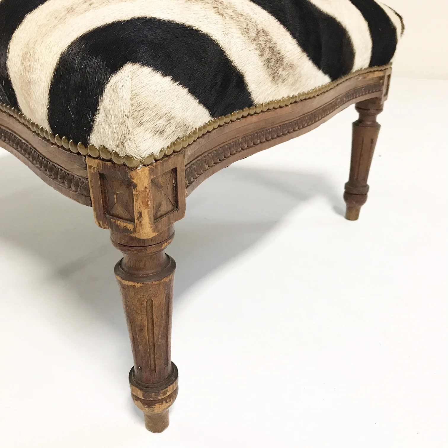 Large Ottoman in Zebra Hide - Image 2