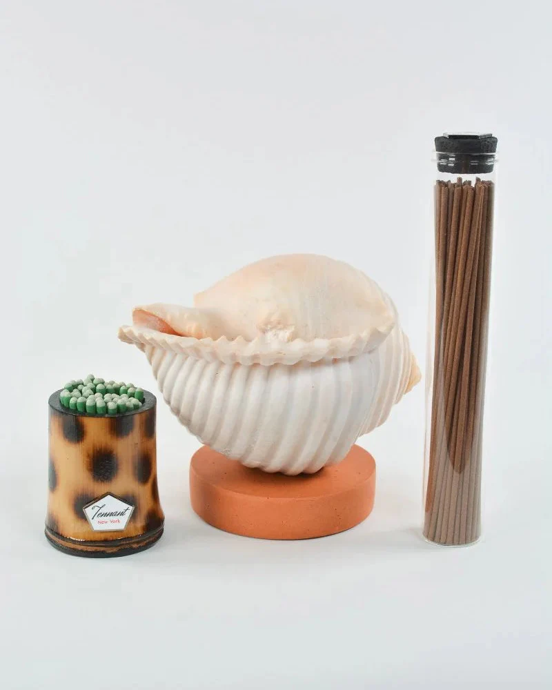 L'Escargot Incense Vessel Gift Set in Terra Cotta