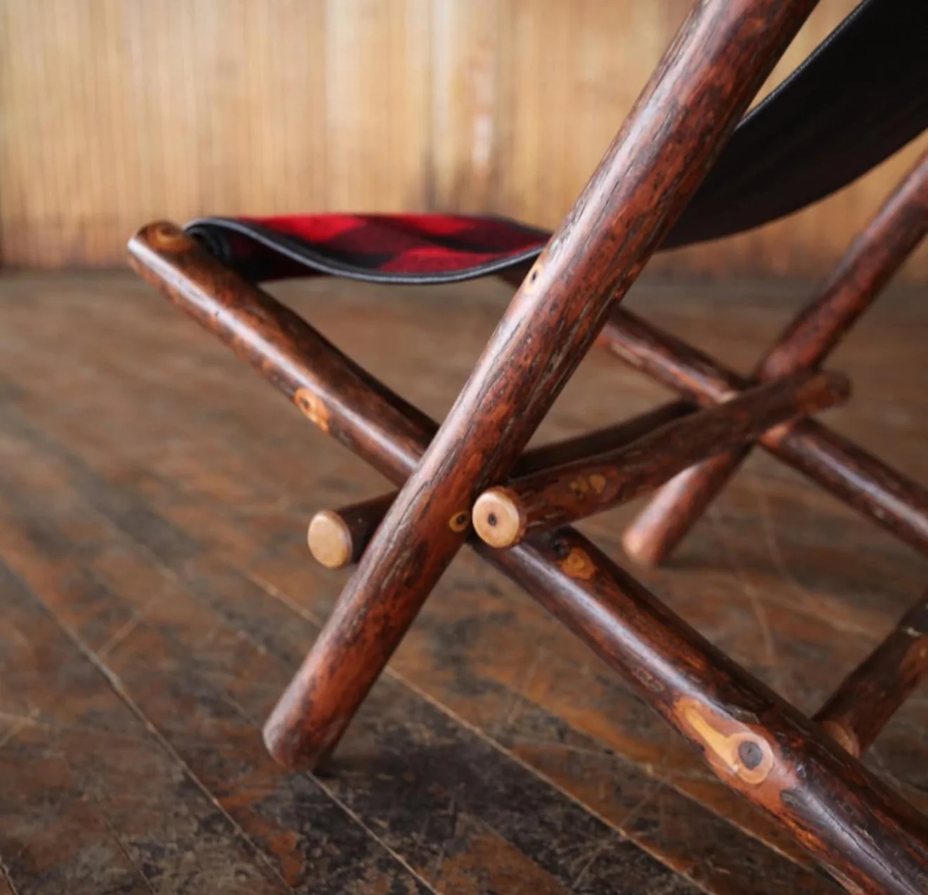 Lolo Folding Chair - Image 4