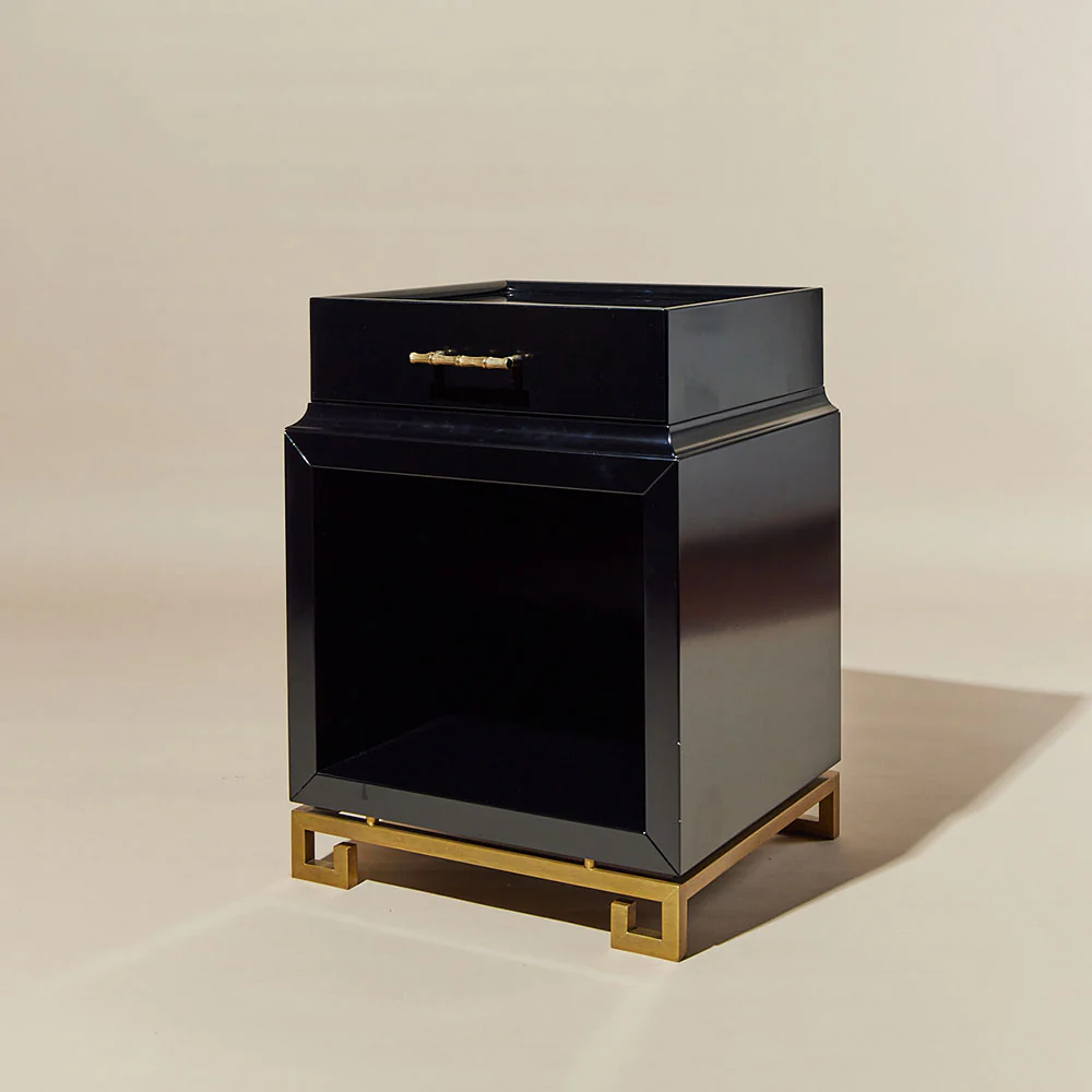 Louis Side Table - Image 4