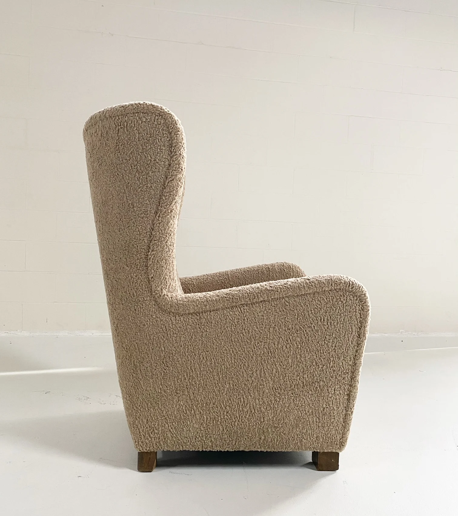 Lounge Chair - Image 2