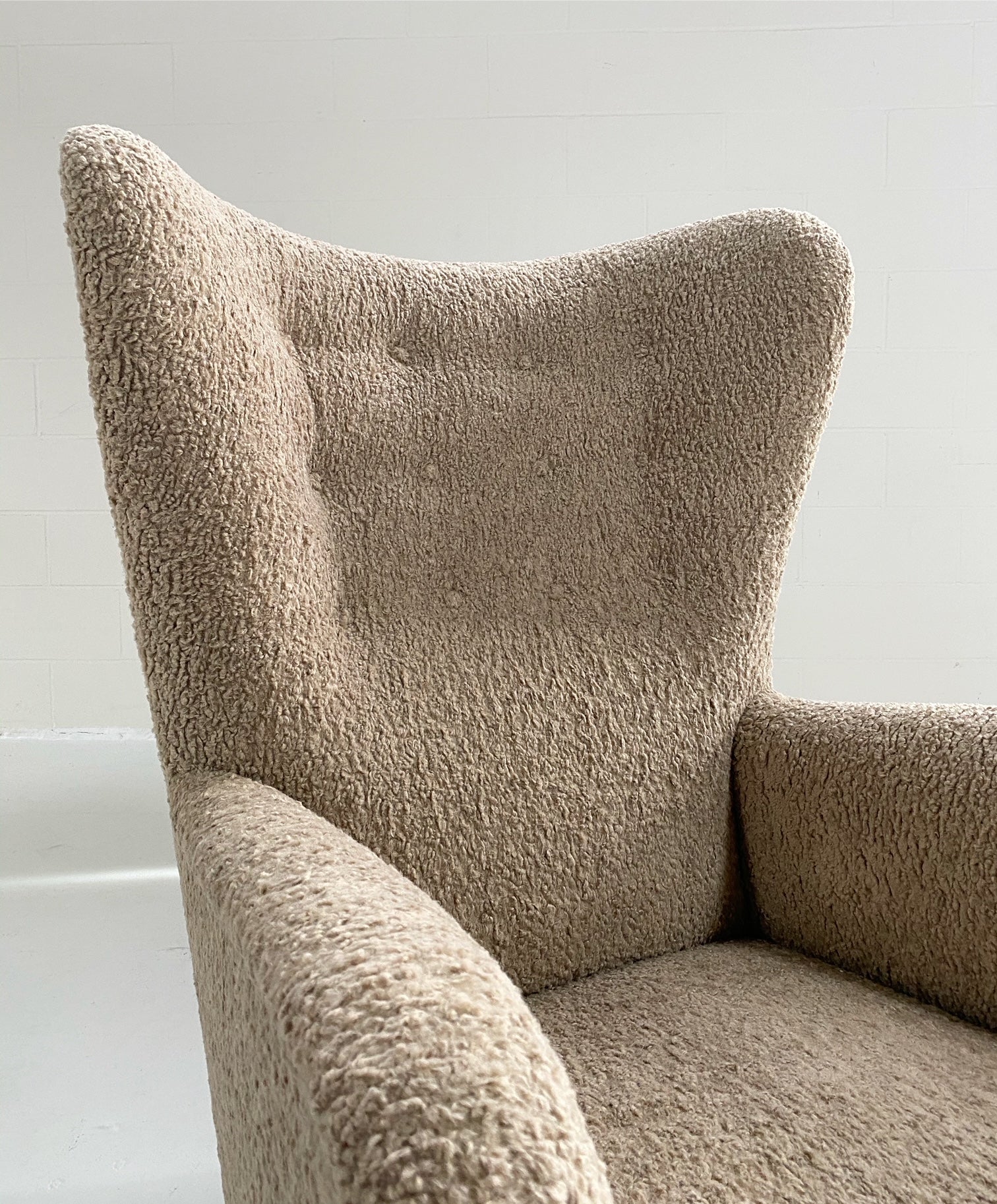 Lounge Chair - Image 3