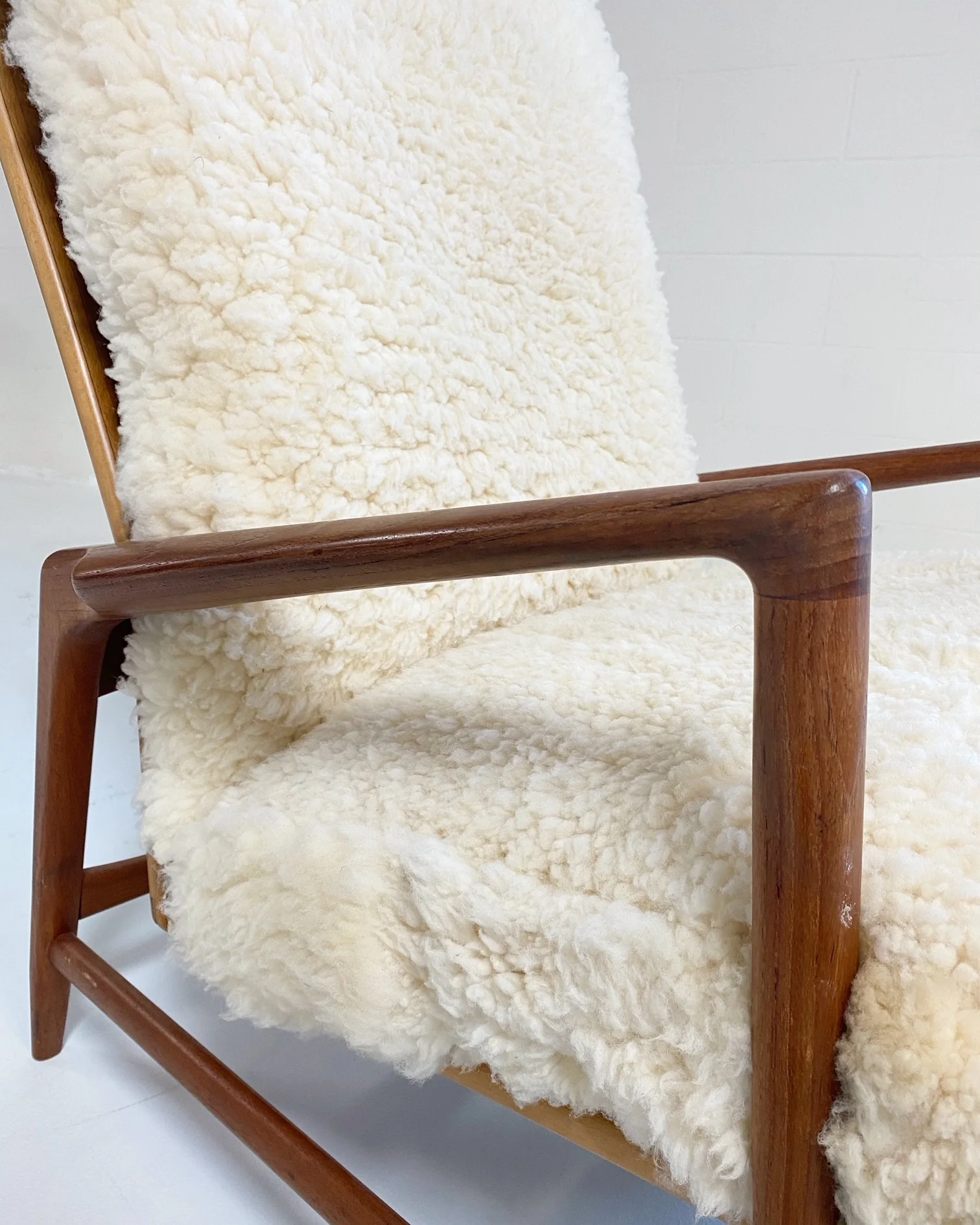 Lounge Chair and Ottoman - Image 2