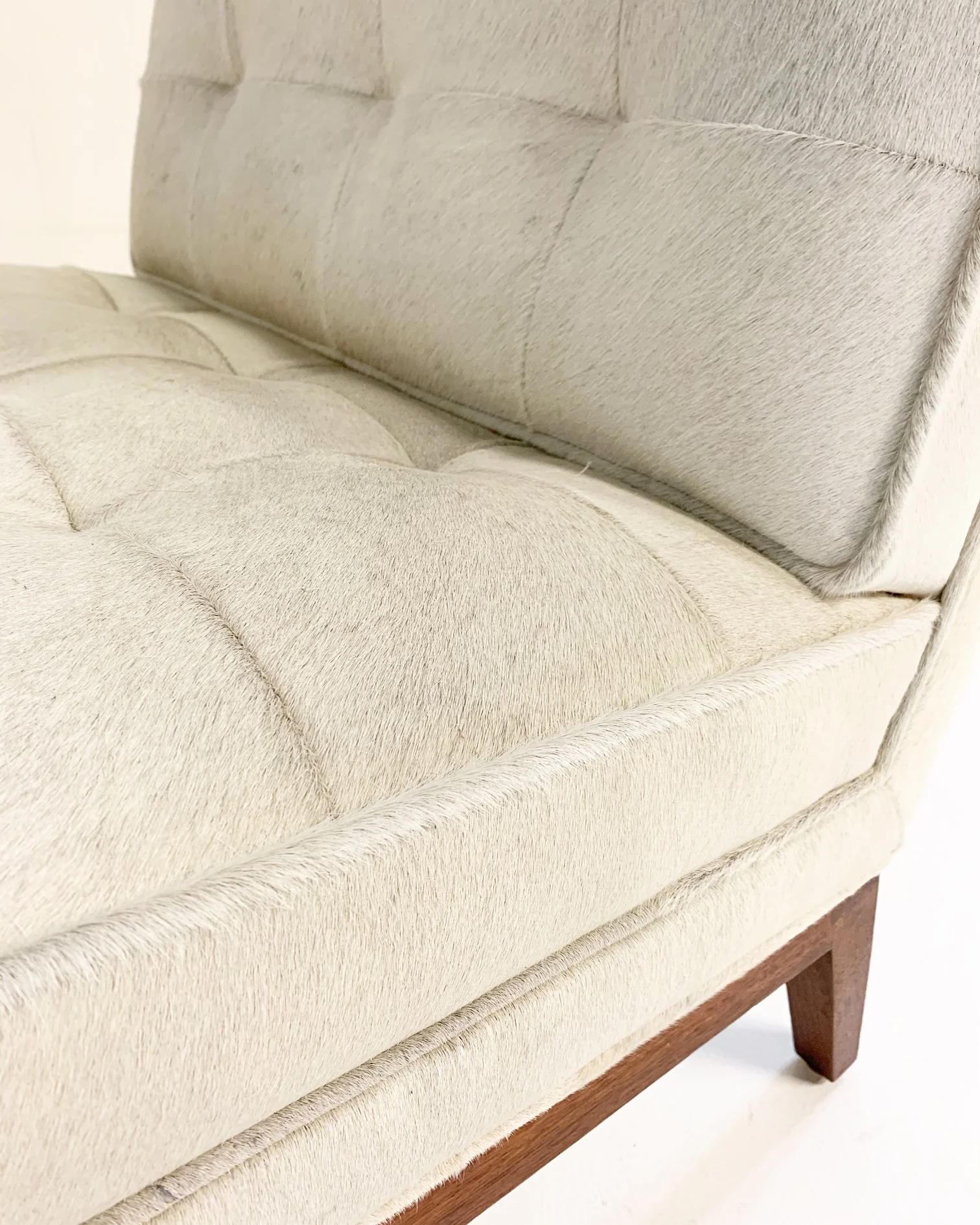 Lounge Chairs in Brazilian Cowhide, pair - Image 2