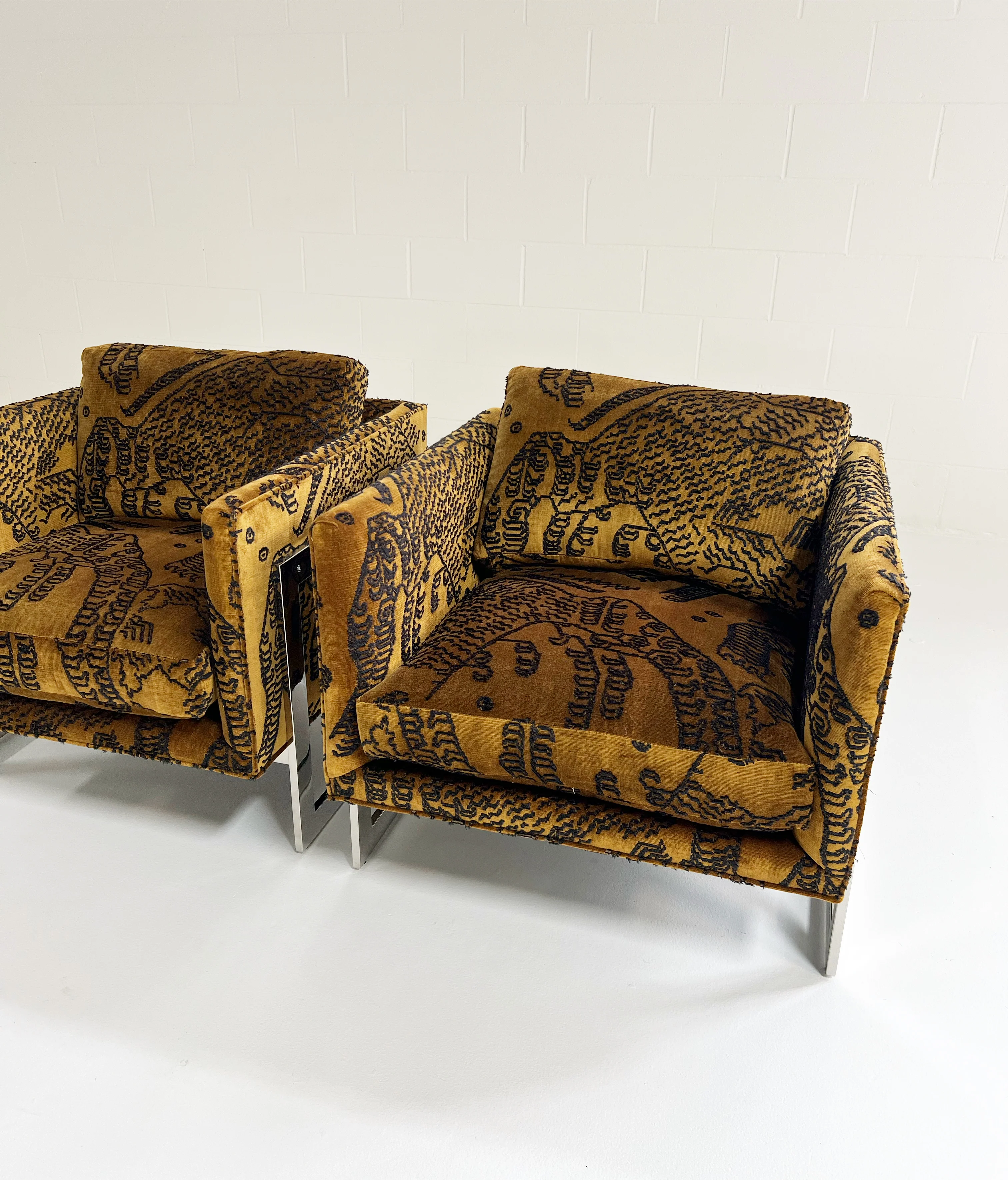 Lounge Chairs in Dedar Tiger Mountain, Pair - Image 13