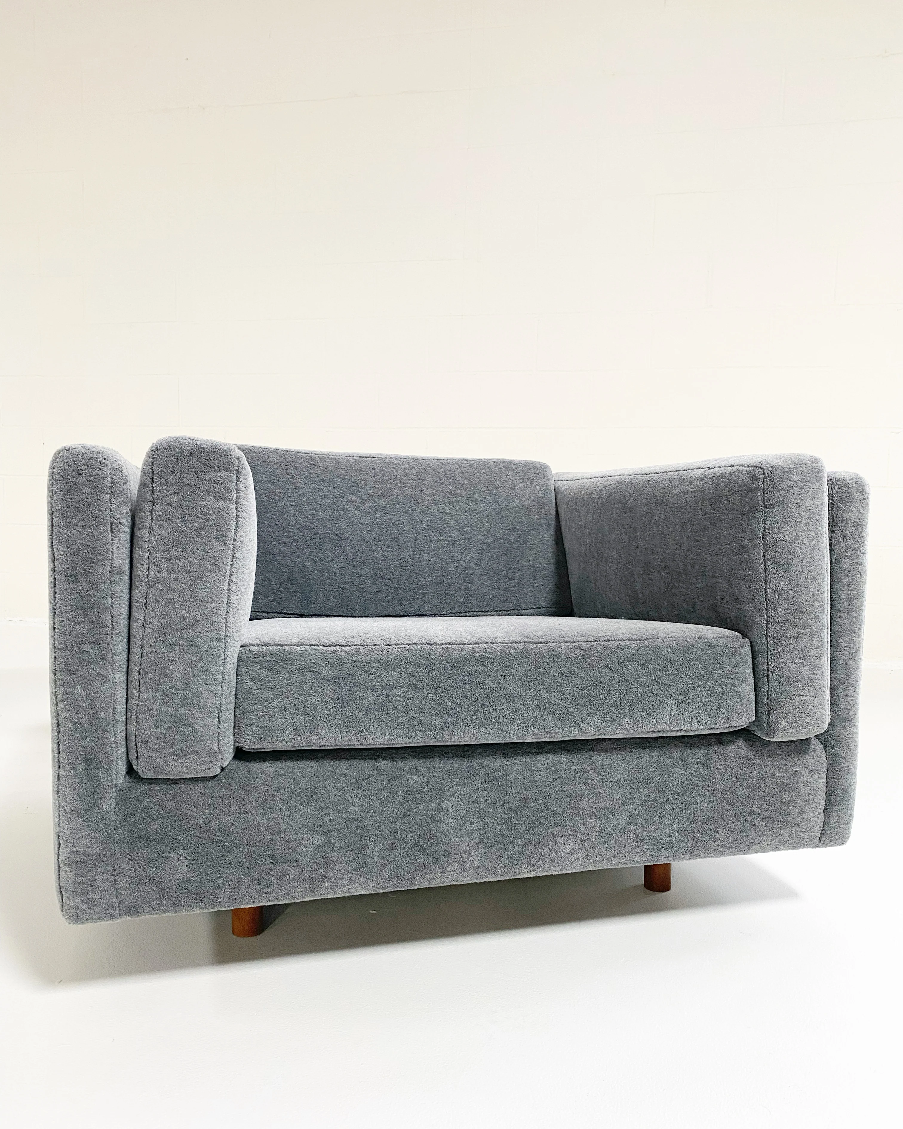 Lounge Chairs in Grey Mohair, Pair - Image 4