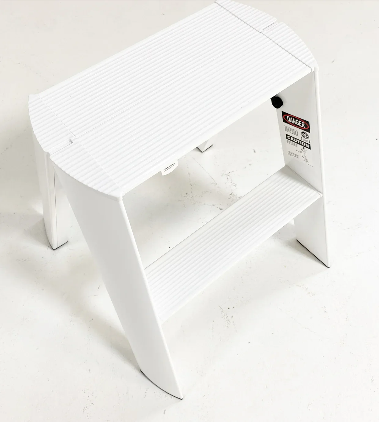Lucano Wide 2-Step Ladder, White - Image 2