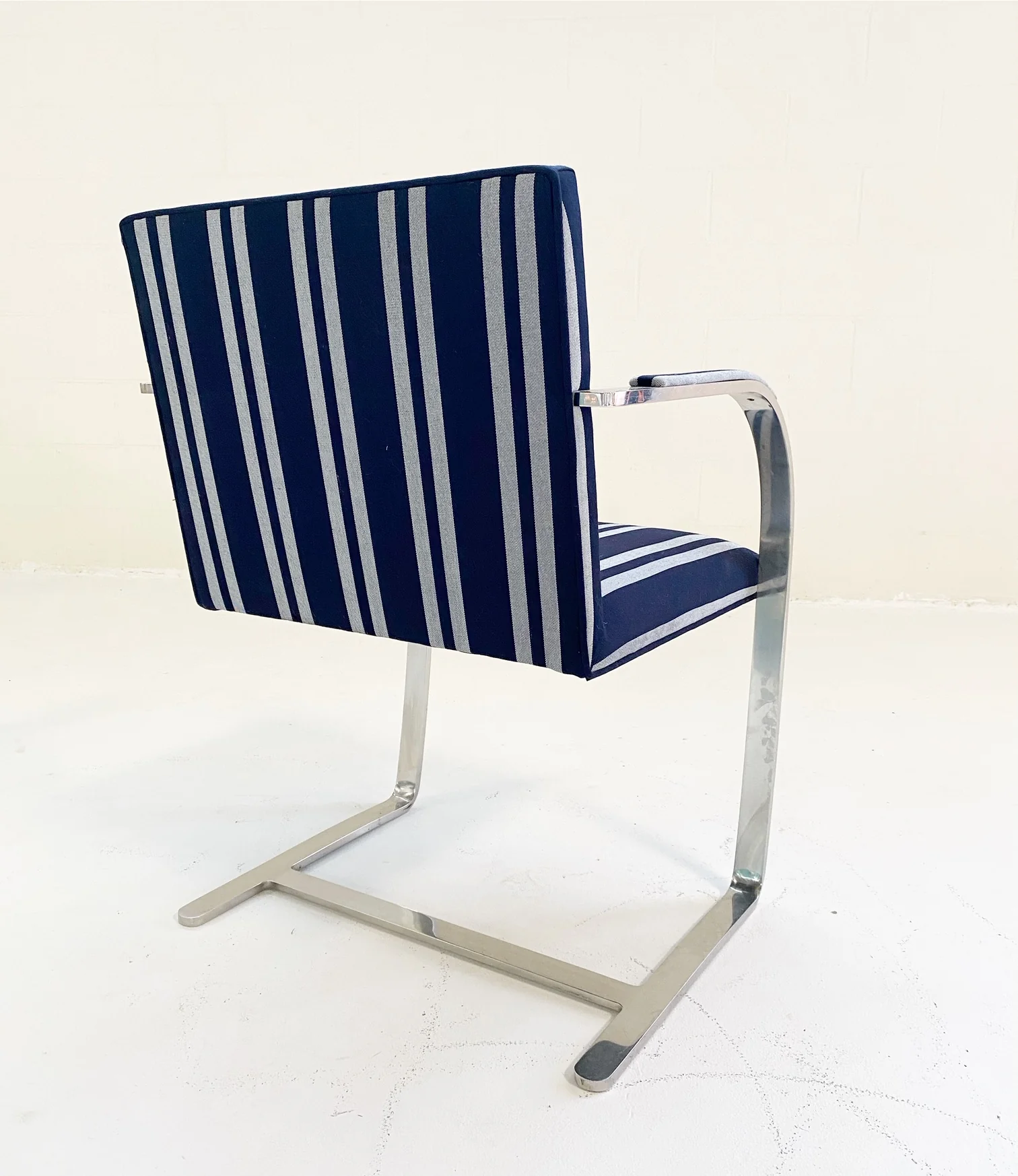 Ludwig Mies van der Rohe Brno Chair - Image 6