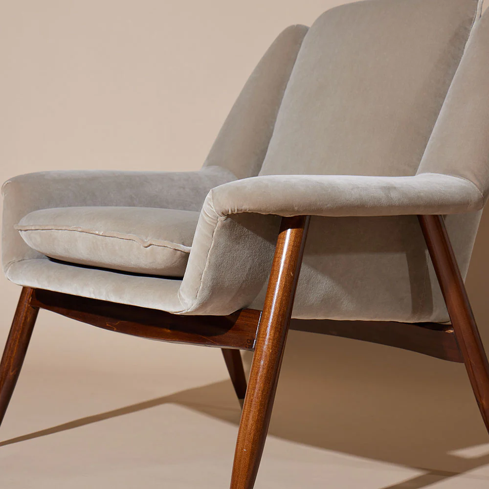 Madison Armchair - Image 4