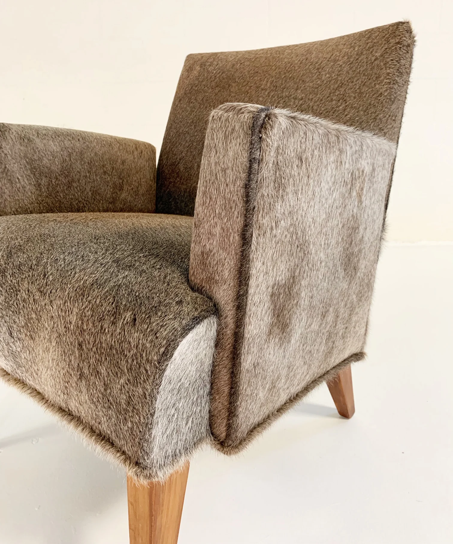 Armchair in Brazilian Cowhide - Image 5