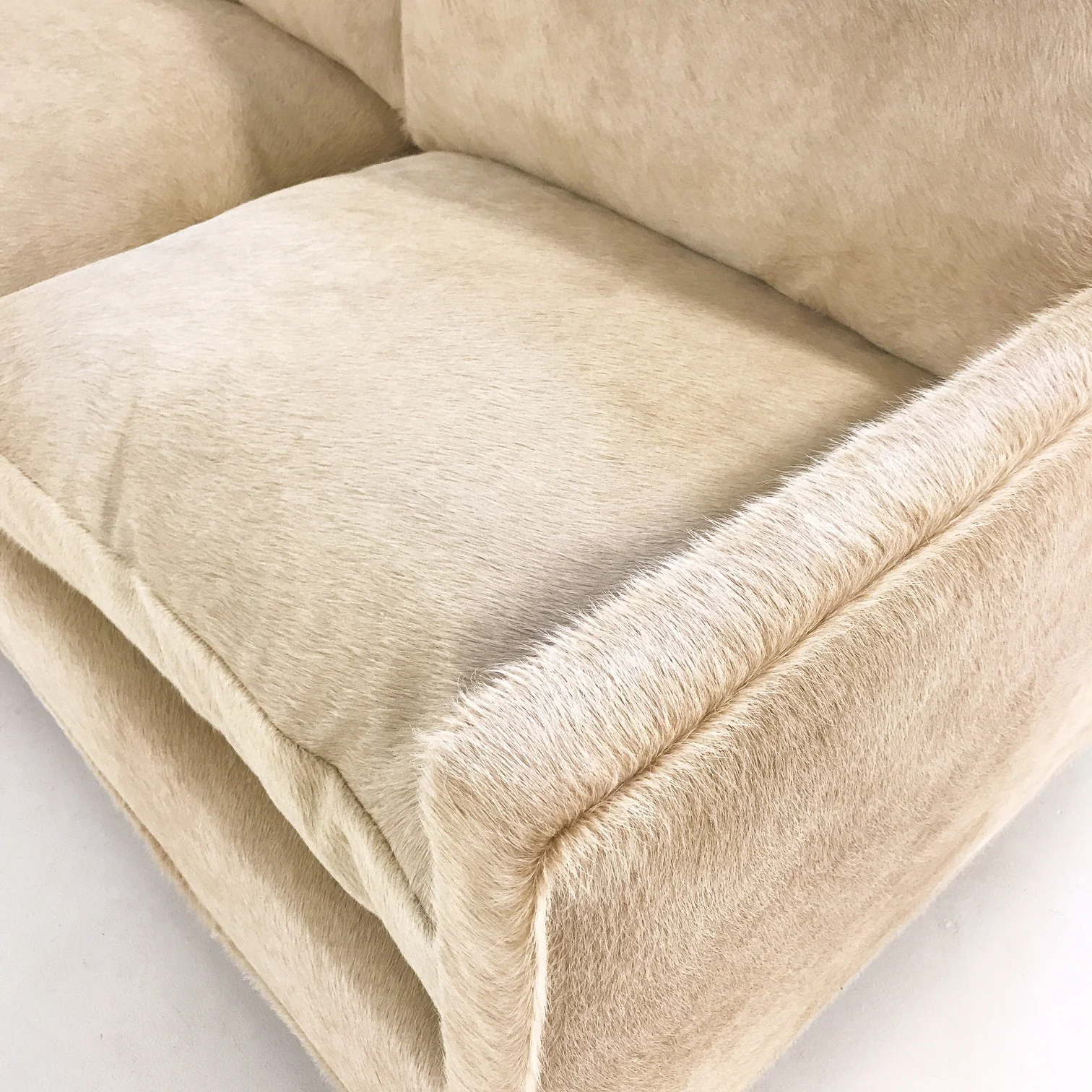 Loveseat in Brazilian Cowhide - Image 2