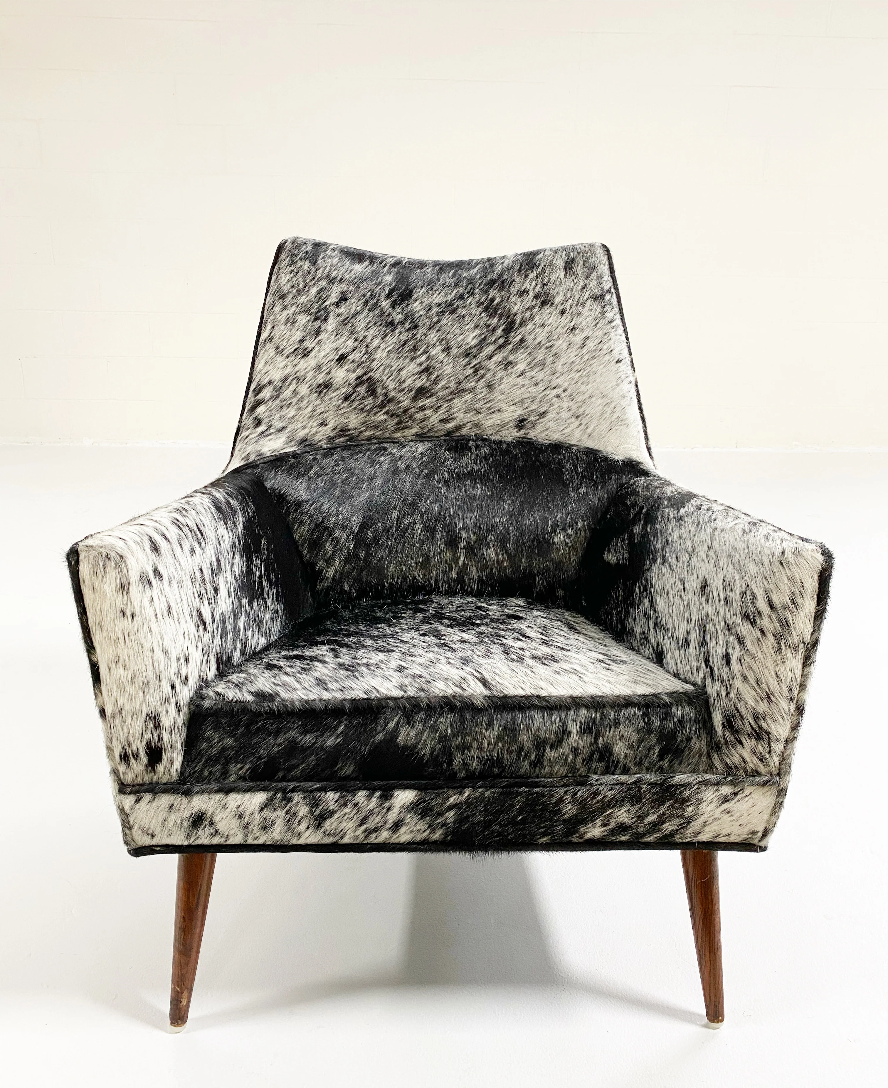 Model 3042 "Squirm" Lounge Chair in Brazilian Cowhide - Image 5