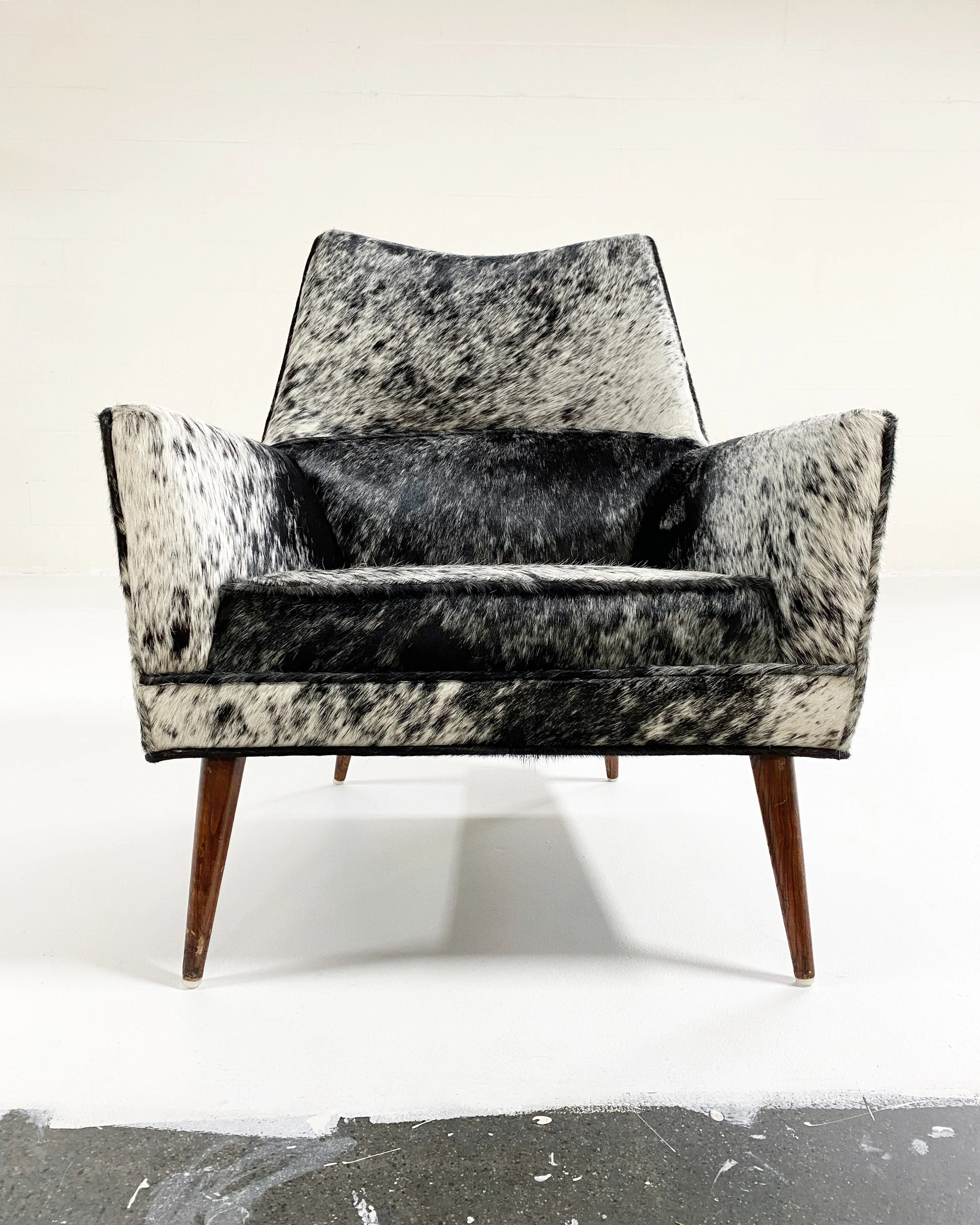 Model 3042 "Squirm" Lounge Chair in Brazilian Cowhide - Image 6