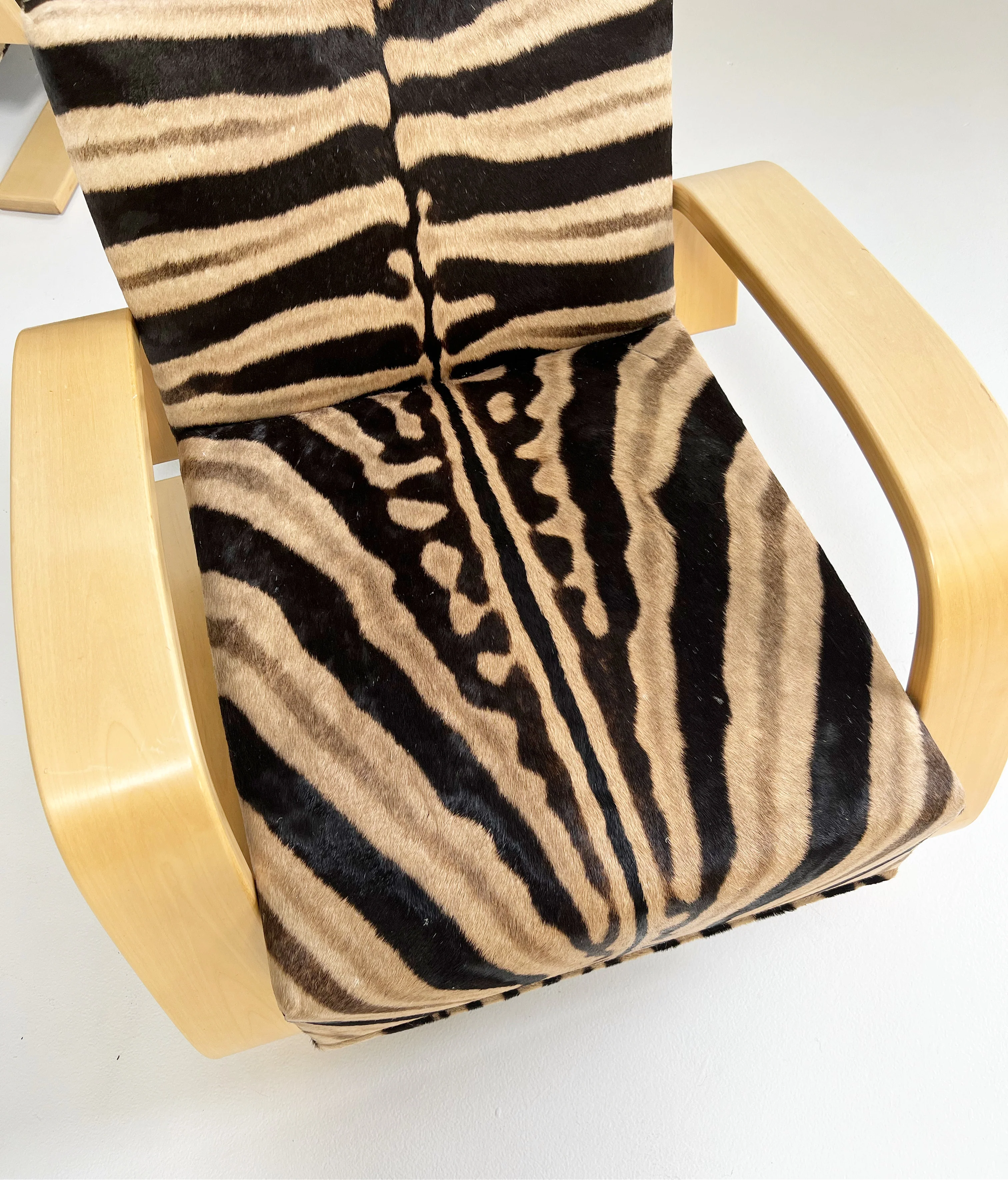 Model 400 "Tank" Lounge Chairs in Zebra, Pair - Image 3