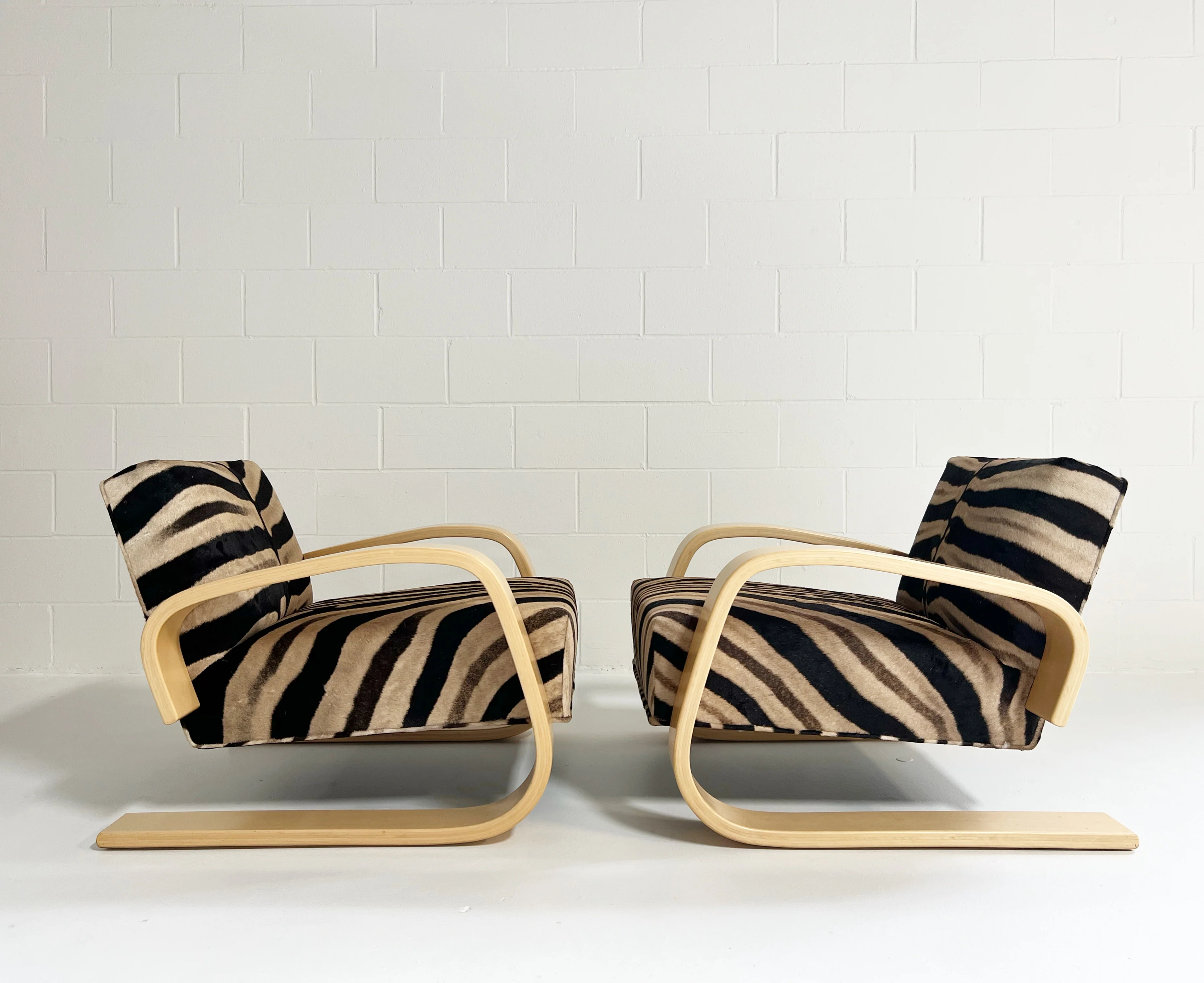 Model 400 "Tank" Lounge Chairs in Zebra, Pair - Image 4