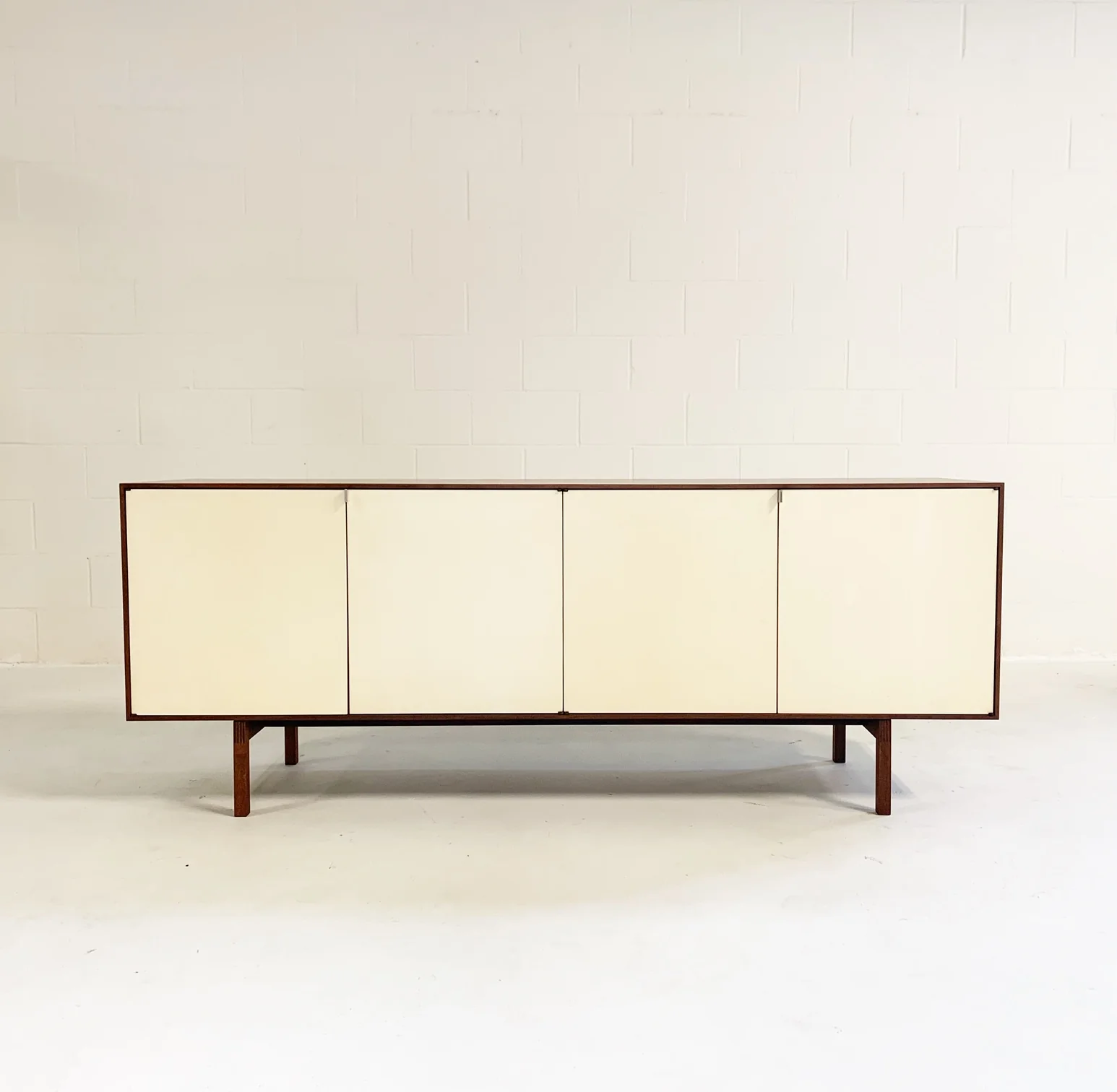 Model 541 Cabinet