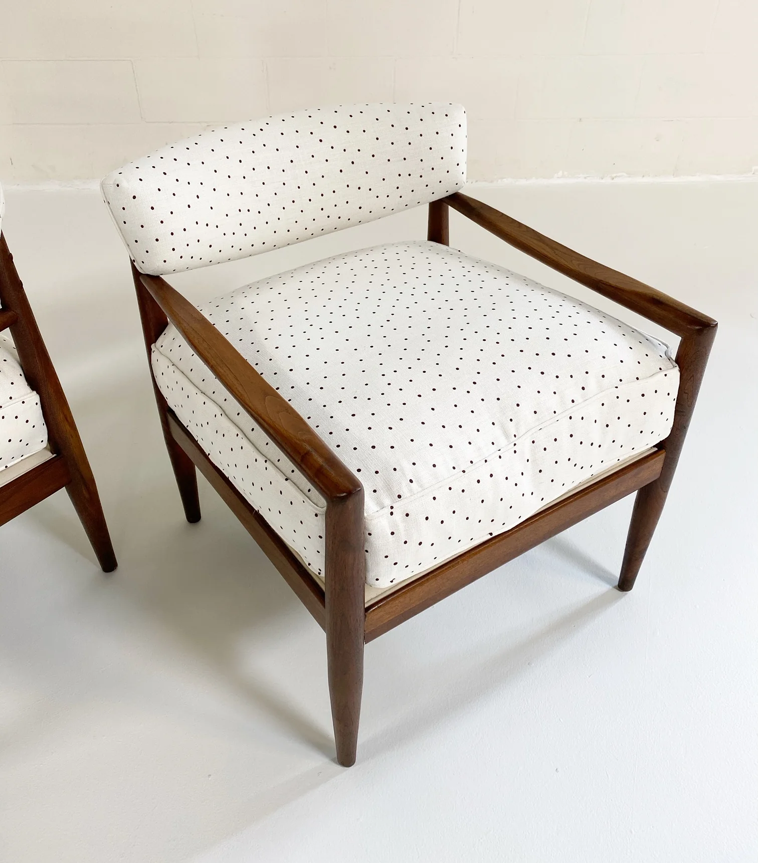 Model 834-C Lounge Chairs in Rose Uniacke Linen, ONE AVAILABLE - Image 6