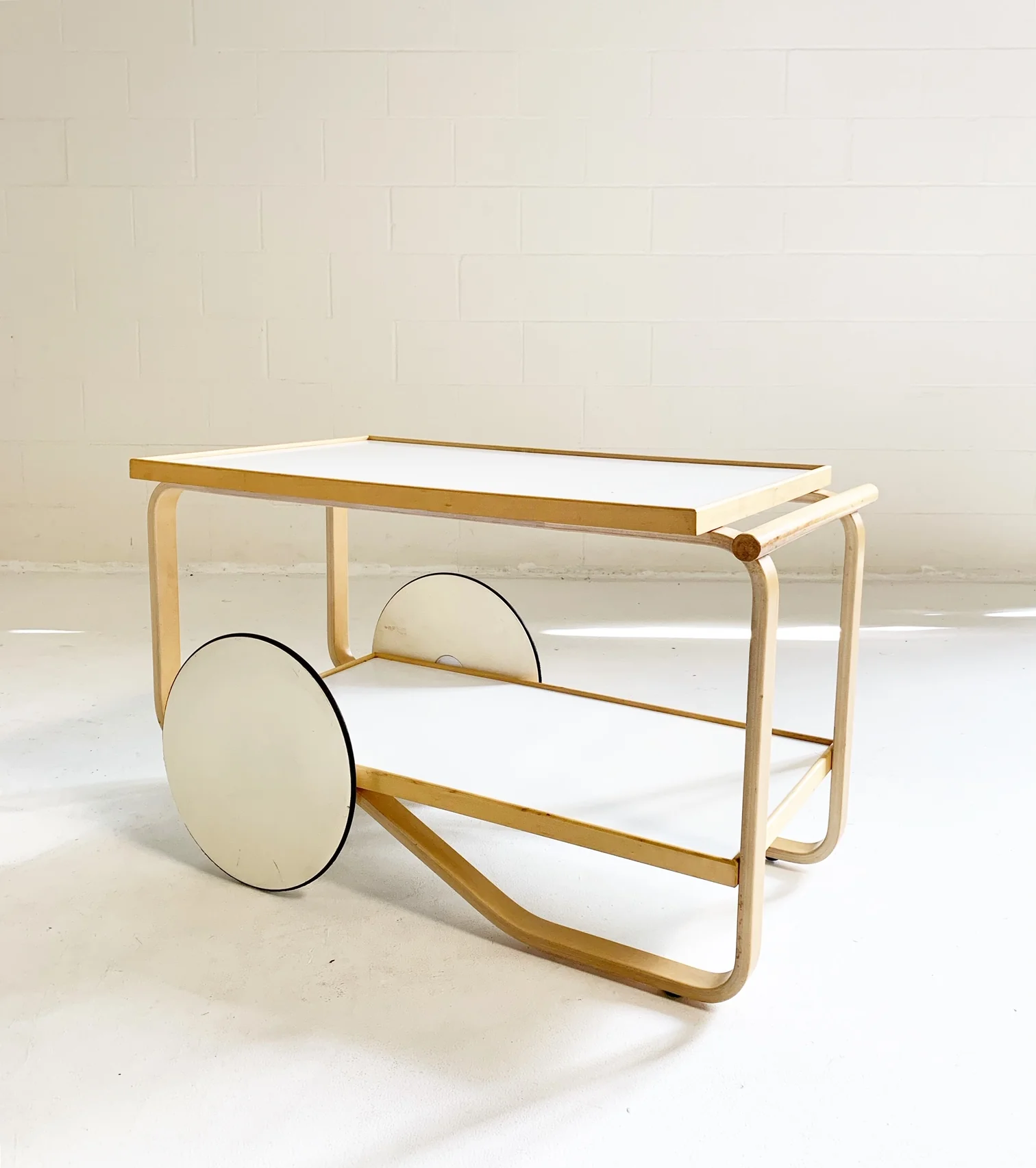 Model 901 Tea Trolley - Image 3