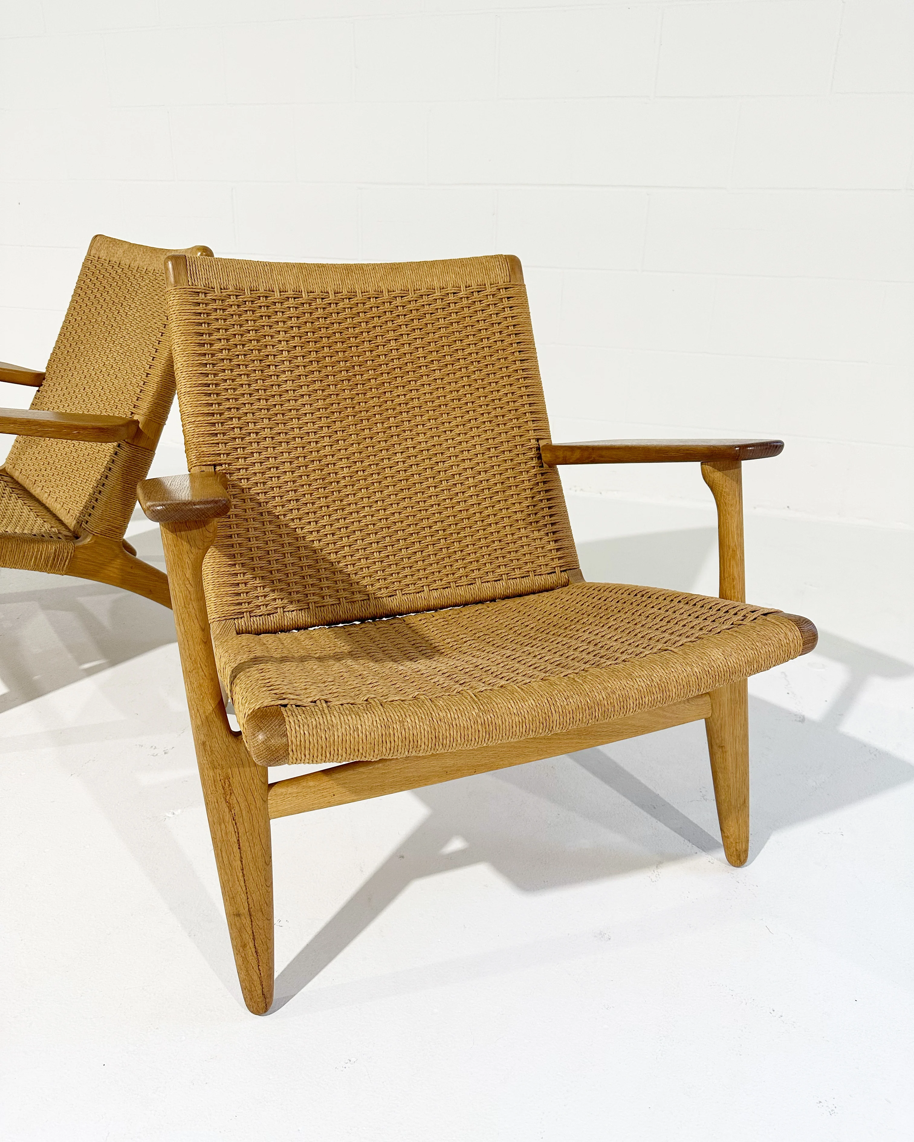 Model CH25 Chairs - Image 7