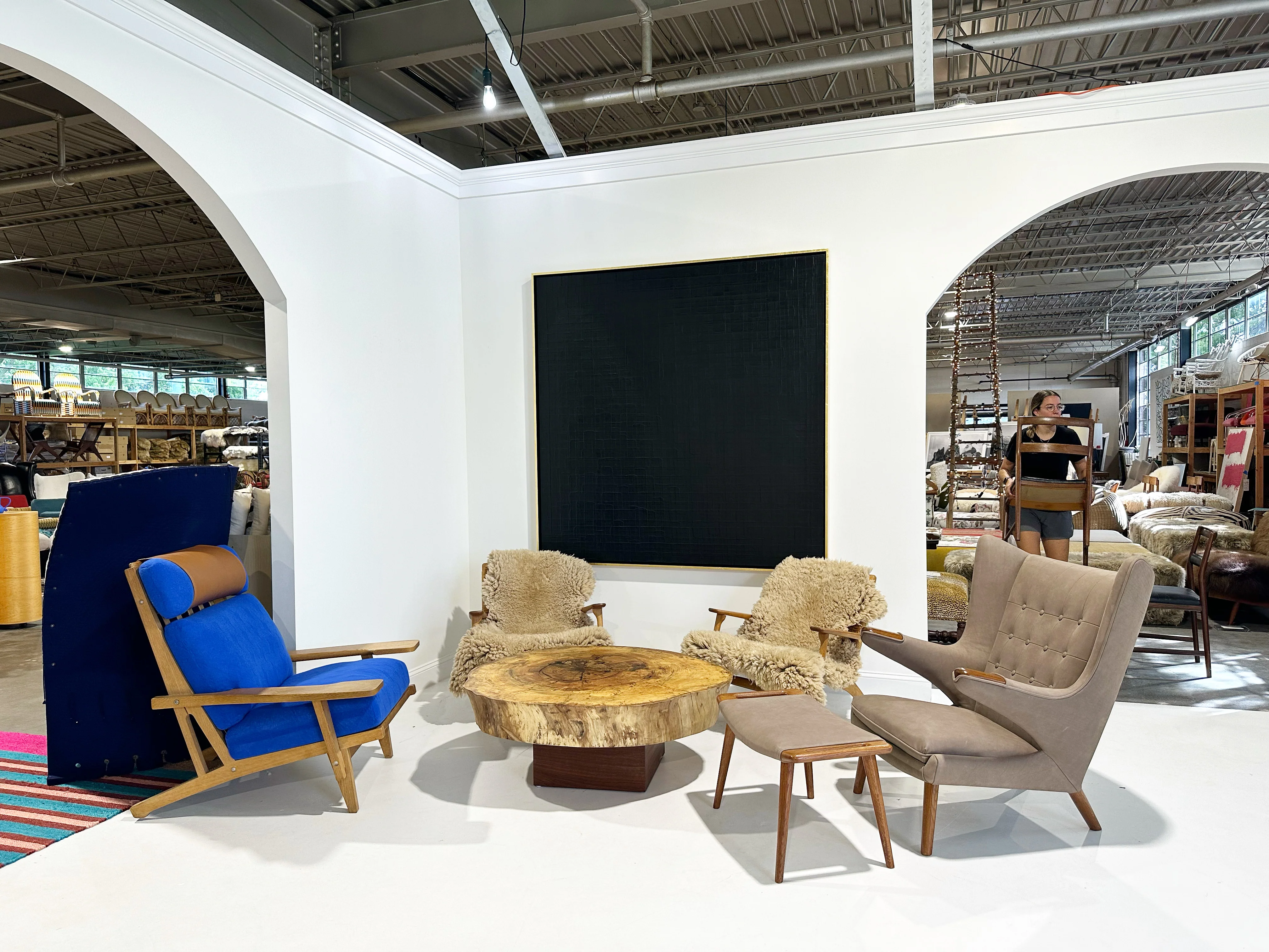 Model GE 375 Paddle Chair in Saved NY Cashmere - Image 4