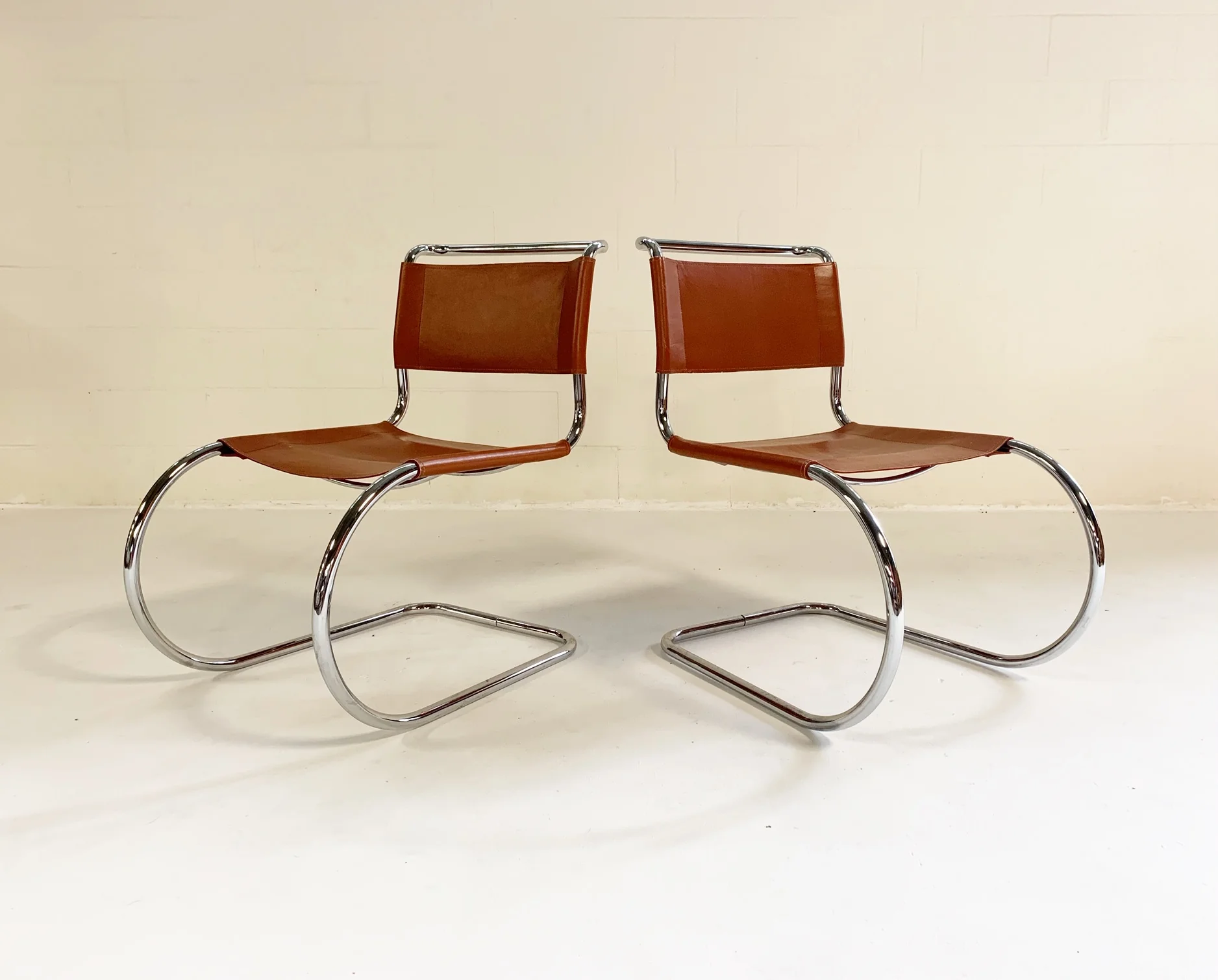 MR Chairs, pair