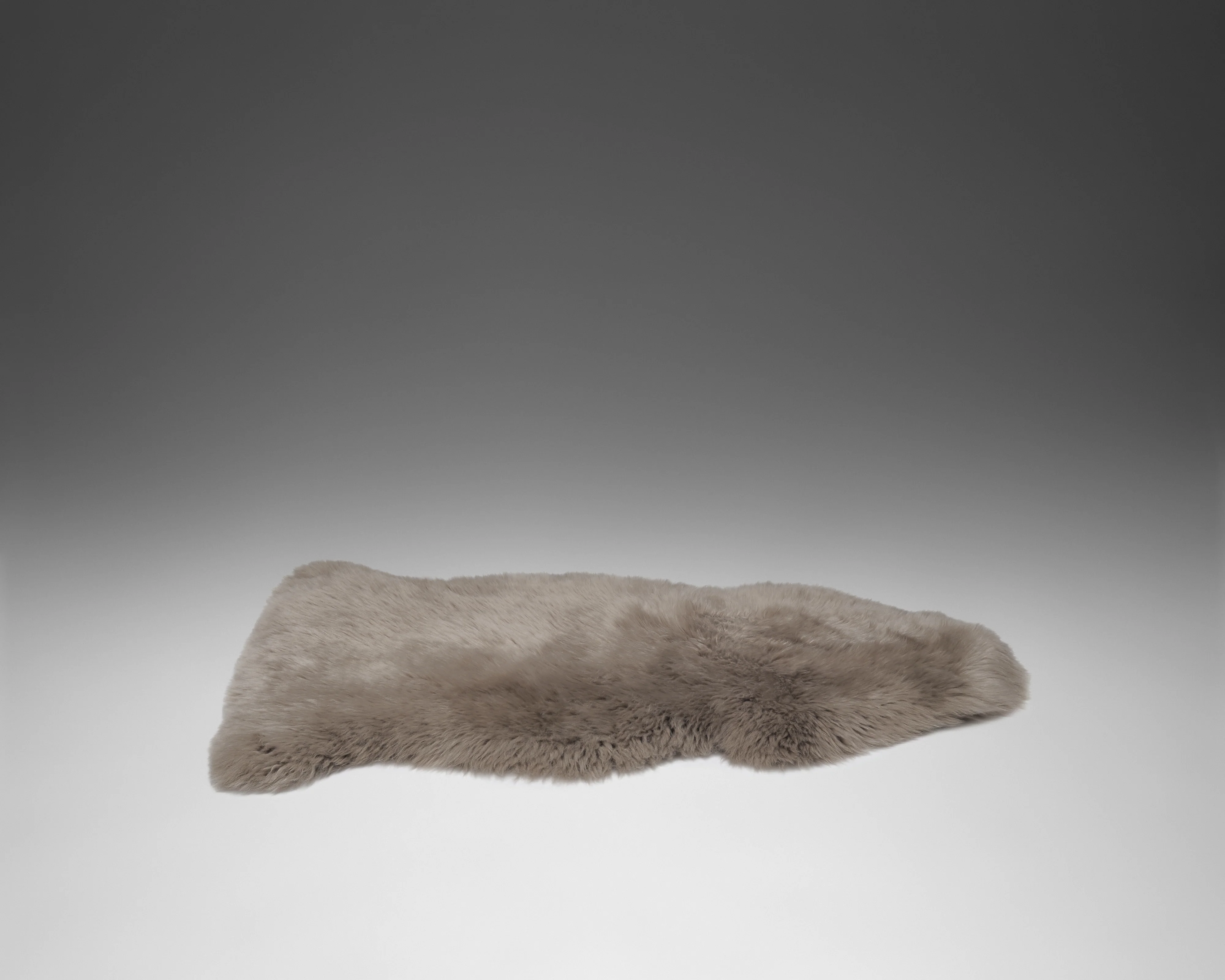 New Zealand Sheepskin Rug - Smokey Taupe - Image 3
