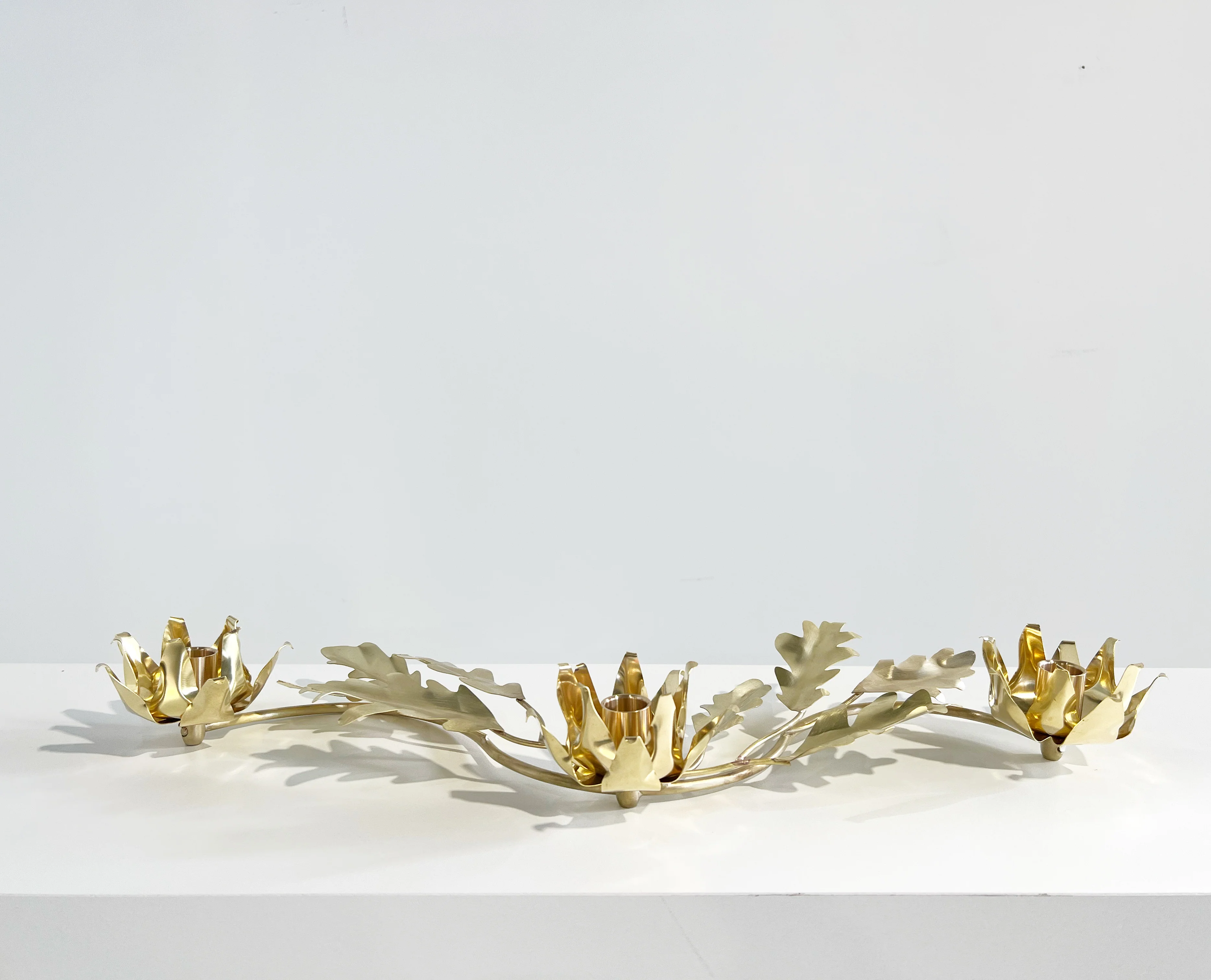 Oak Garland Candelabra - Image 2