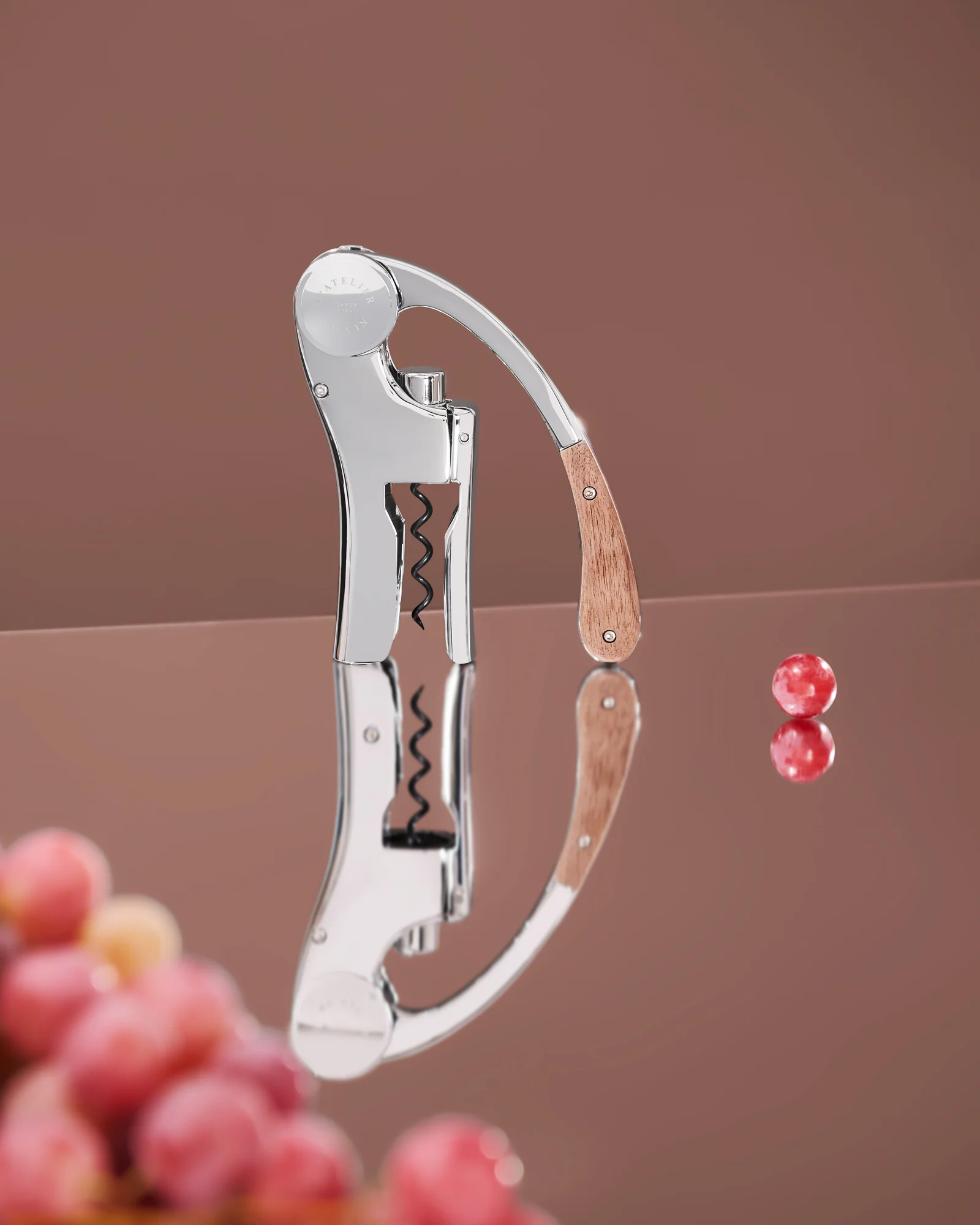 Oeno Motion Corkscrew - Silver & Wood - Image 6