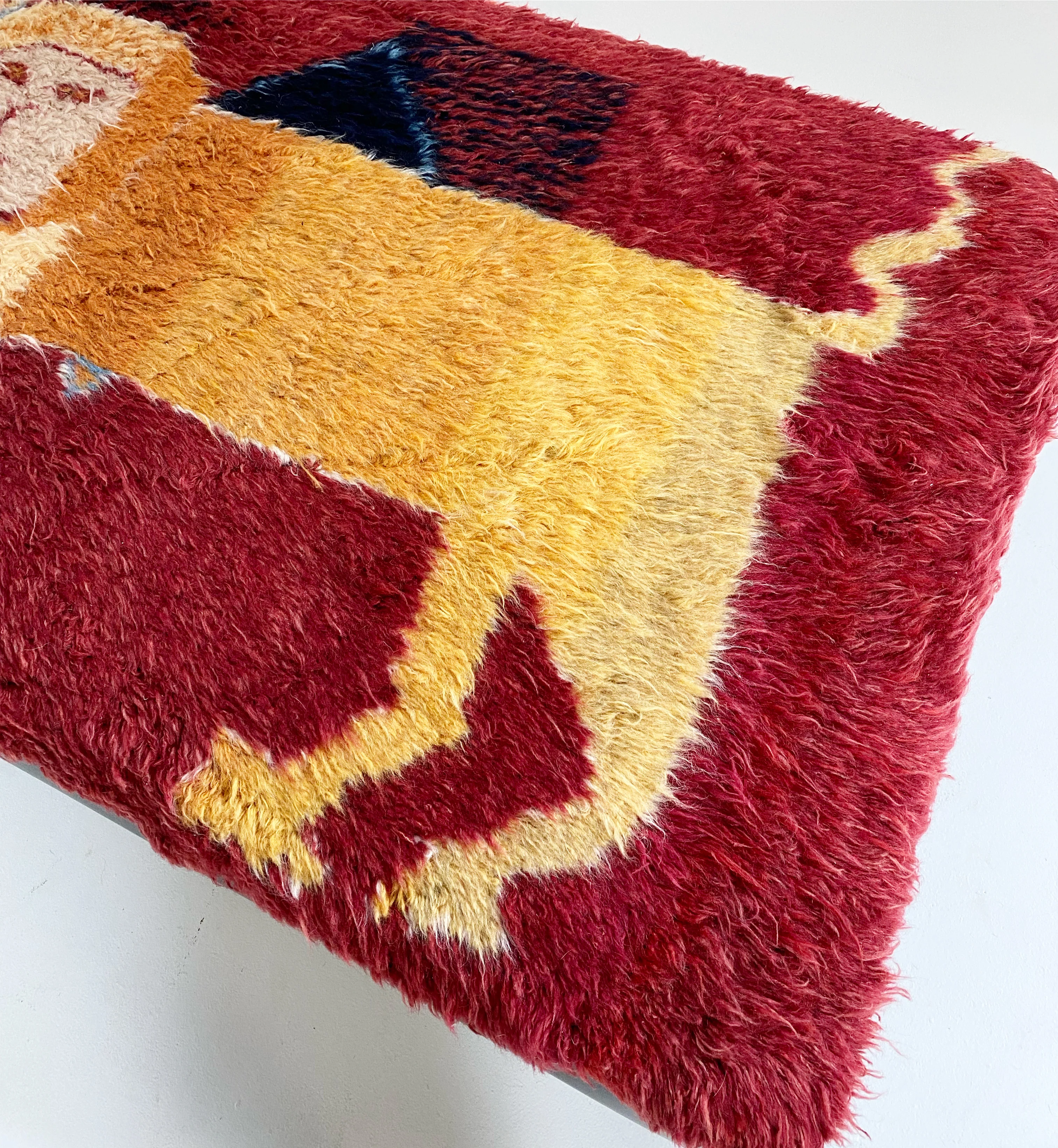One-of-a-Kind Ottoman with Vintage Qashqai Gabbeh Rug from Iran - Image 3