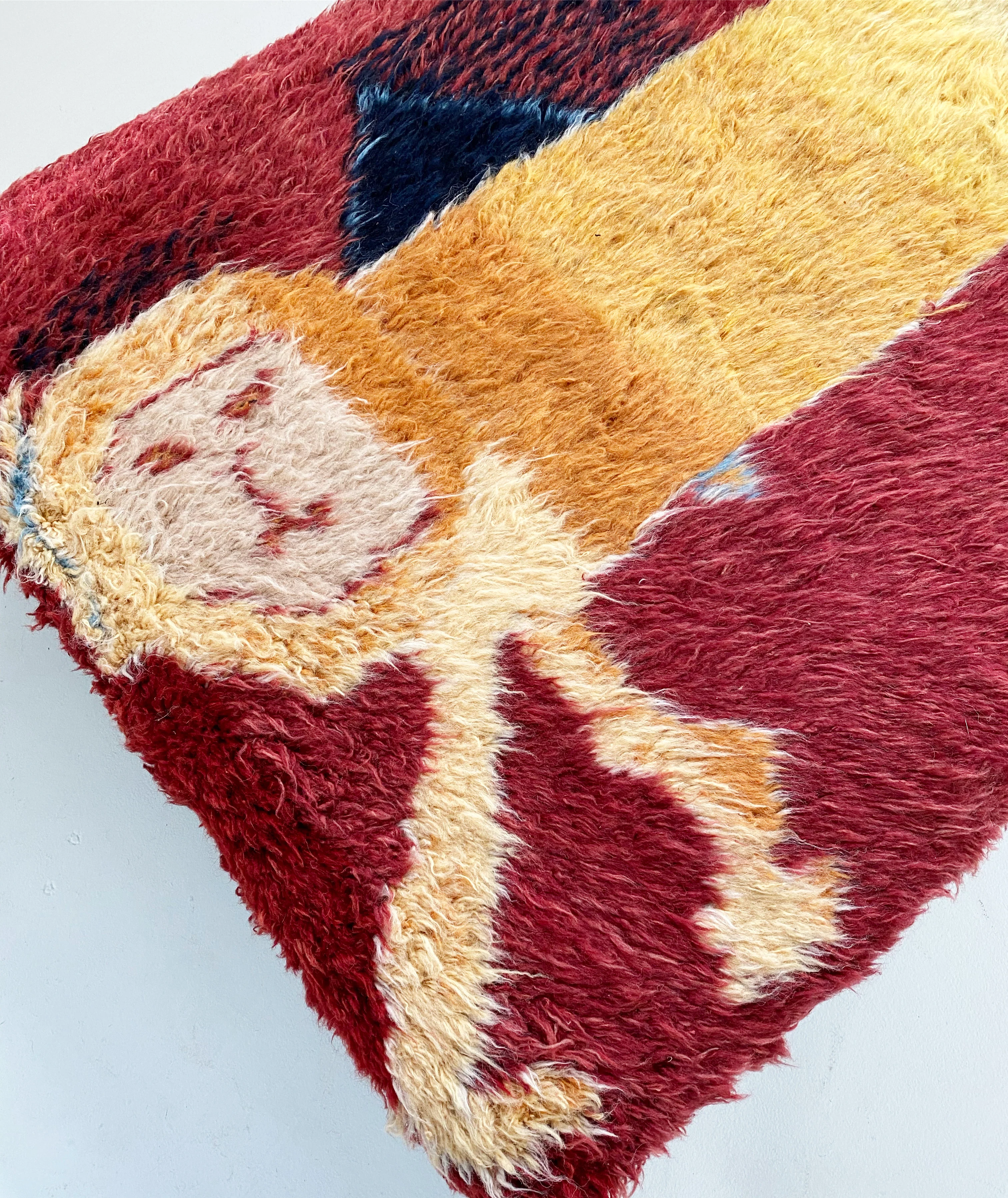 One-of-a-Kind Ottoman with Vintage Qashqai Gabbeh Rug from Iran - Image 8