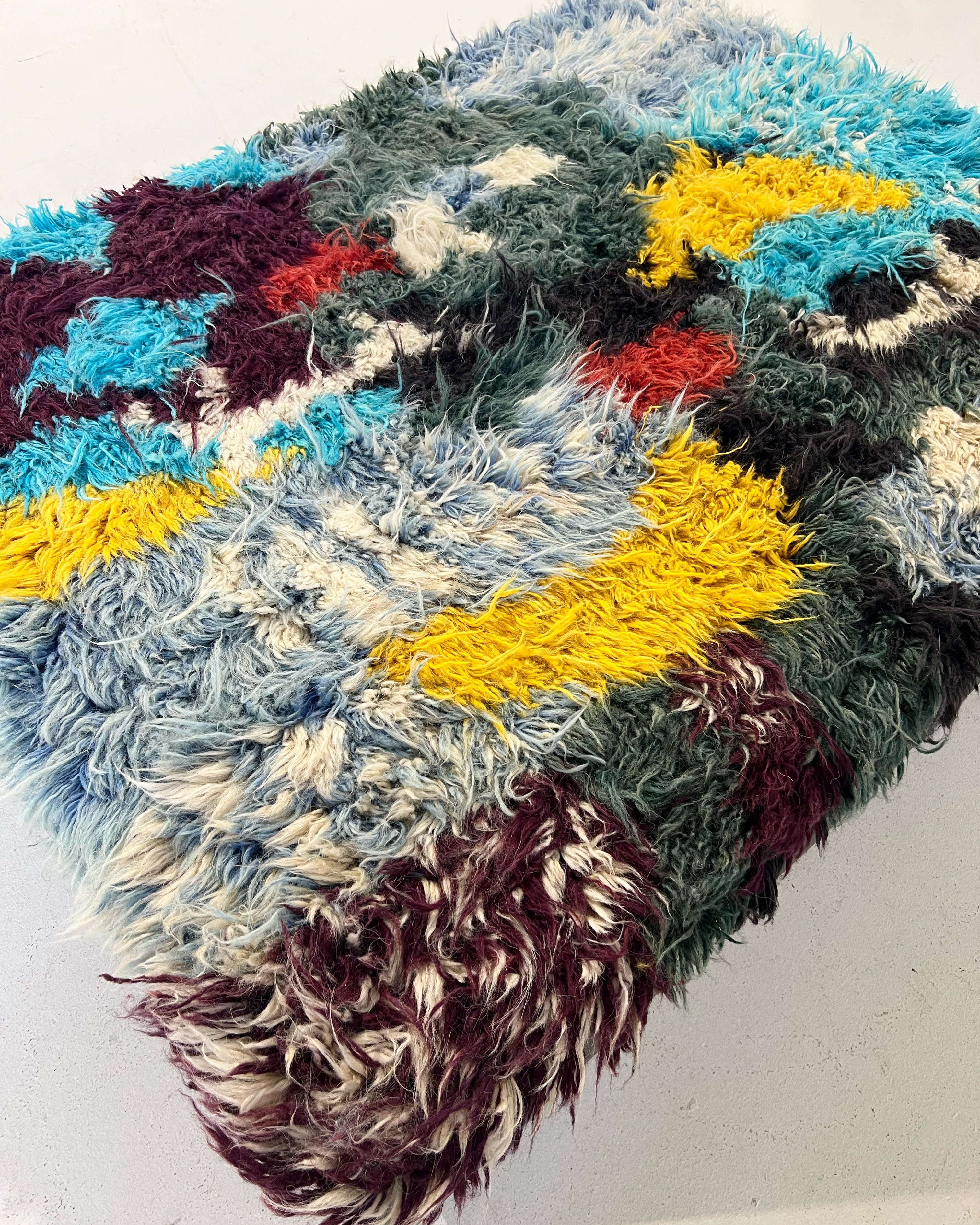 One-of-a-Kind Ottoman with Vintage Qashqai Gabbeh Rug from Iran - Image 5
