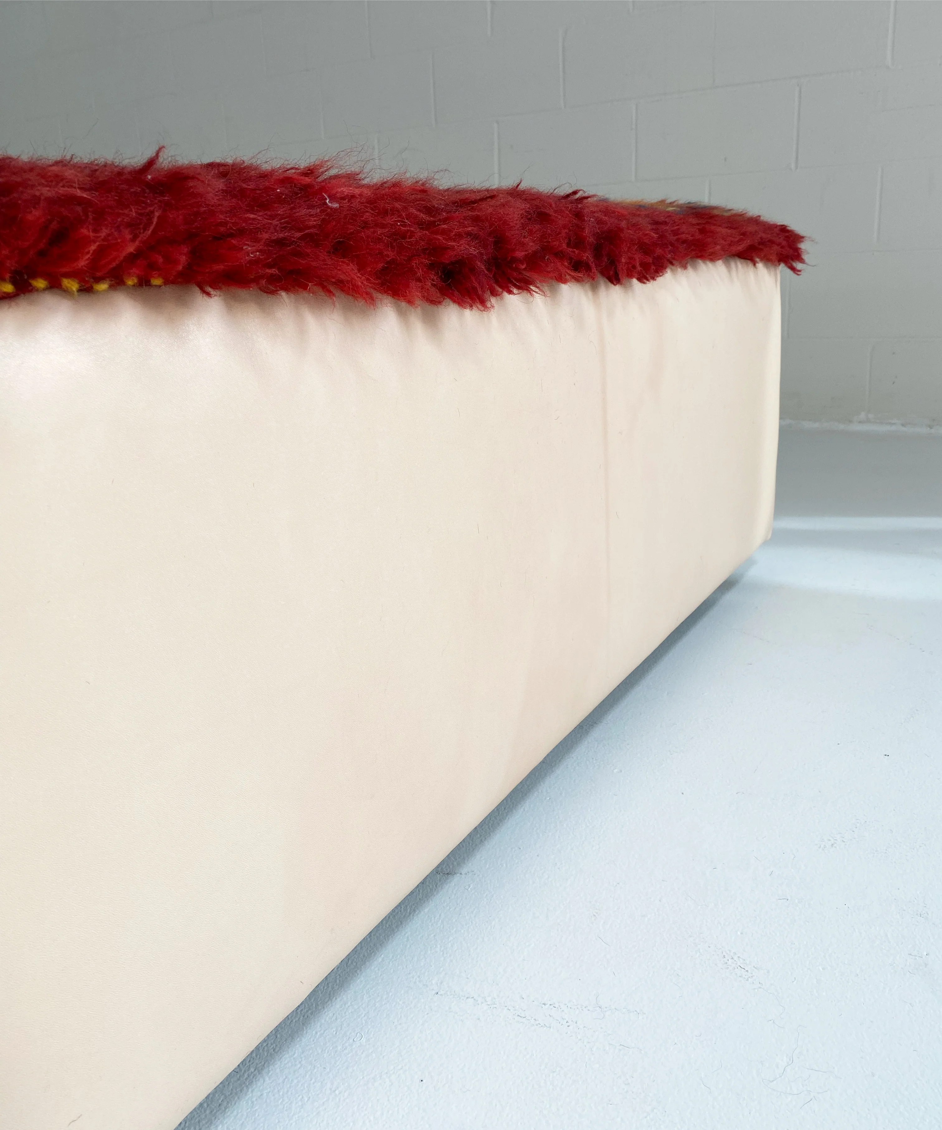 One-of-a-Kind Ottoman with Vintage Qashqai Gabbeh Rug from Iran - Image 6