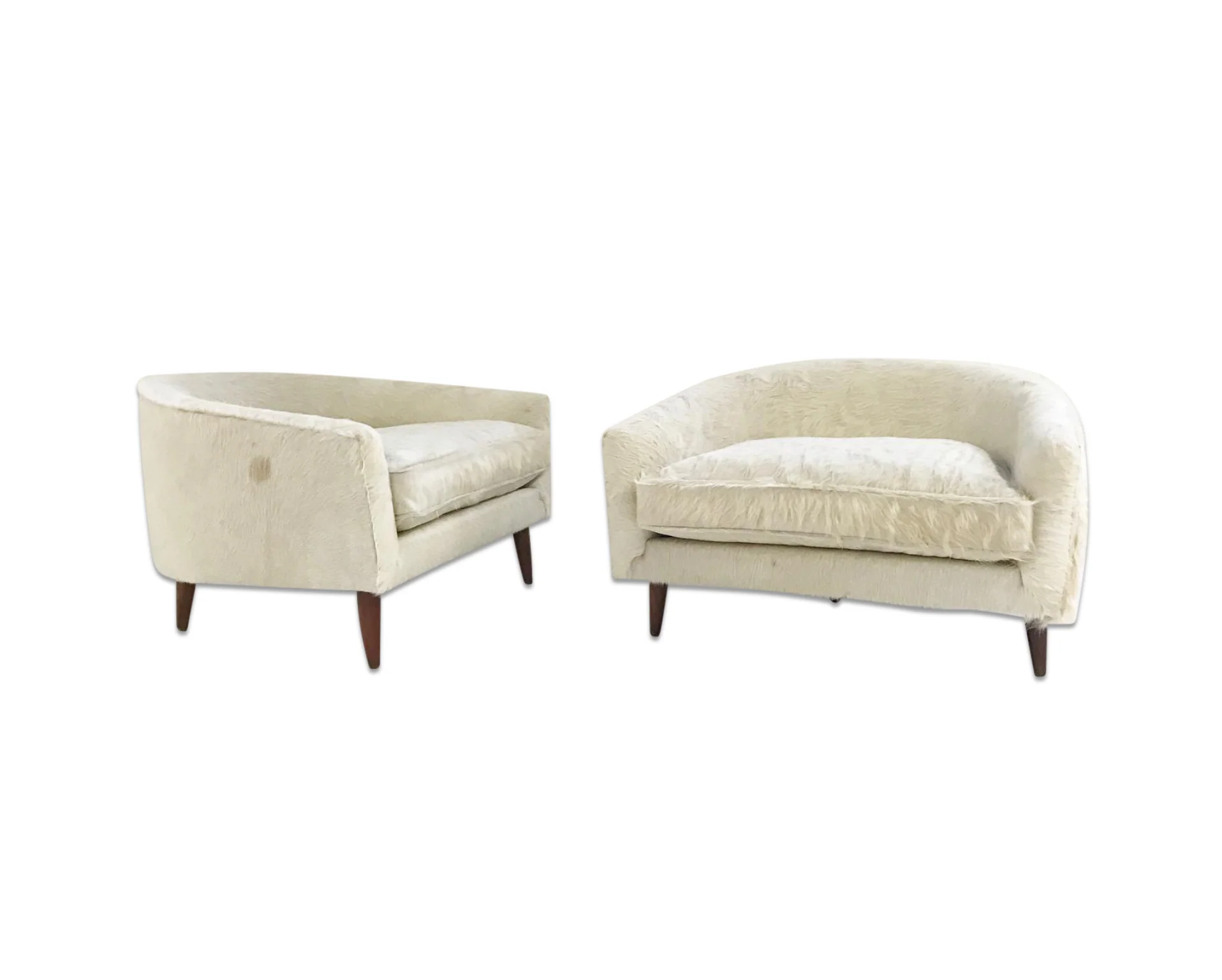 Cloud Chairs in Brazilian Cowhide, pair - Image 9