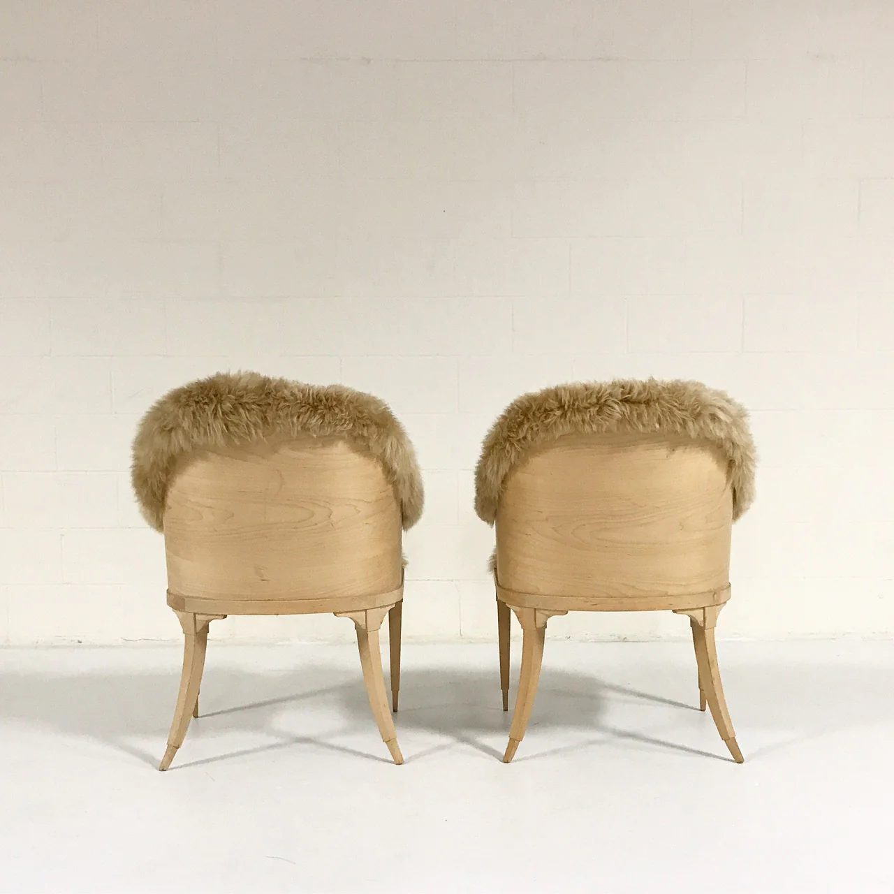 Barrel Chairs in New Zealand Sheepskin, pair - Image 6