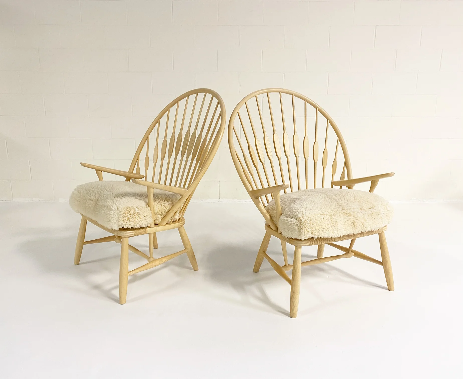 Peacock Lounge Chairs, pair - Image 4