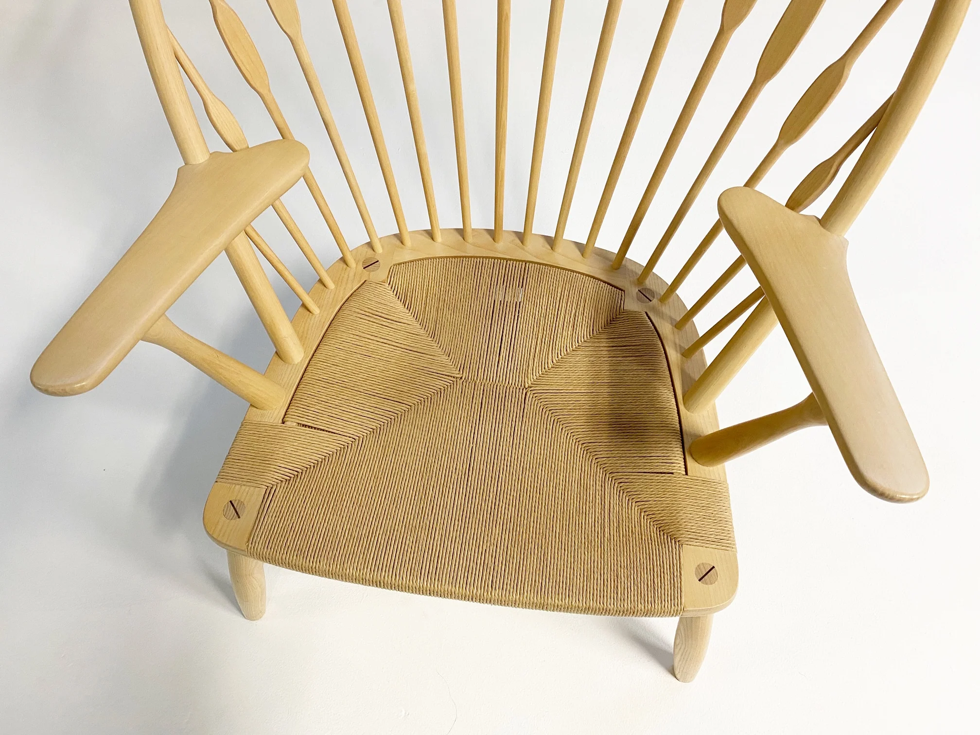 Peacock Lounge Chairs, pair - Image 5