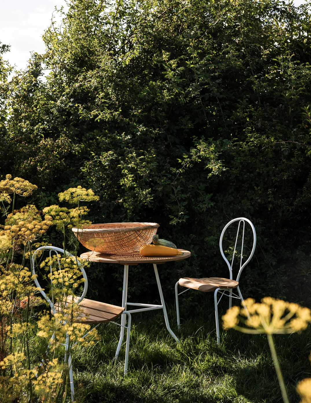 Pia Table - Image 13