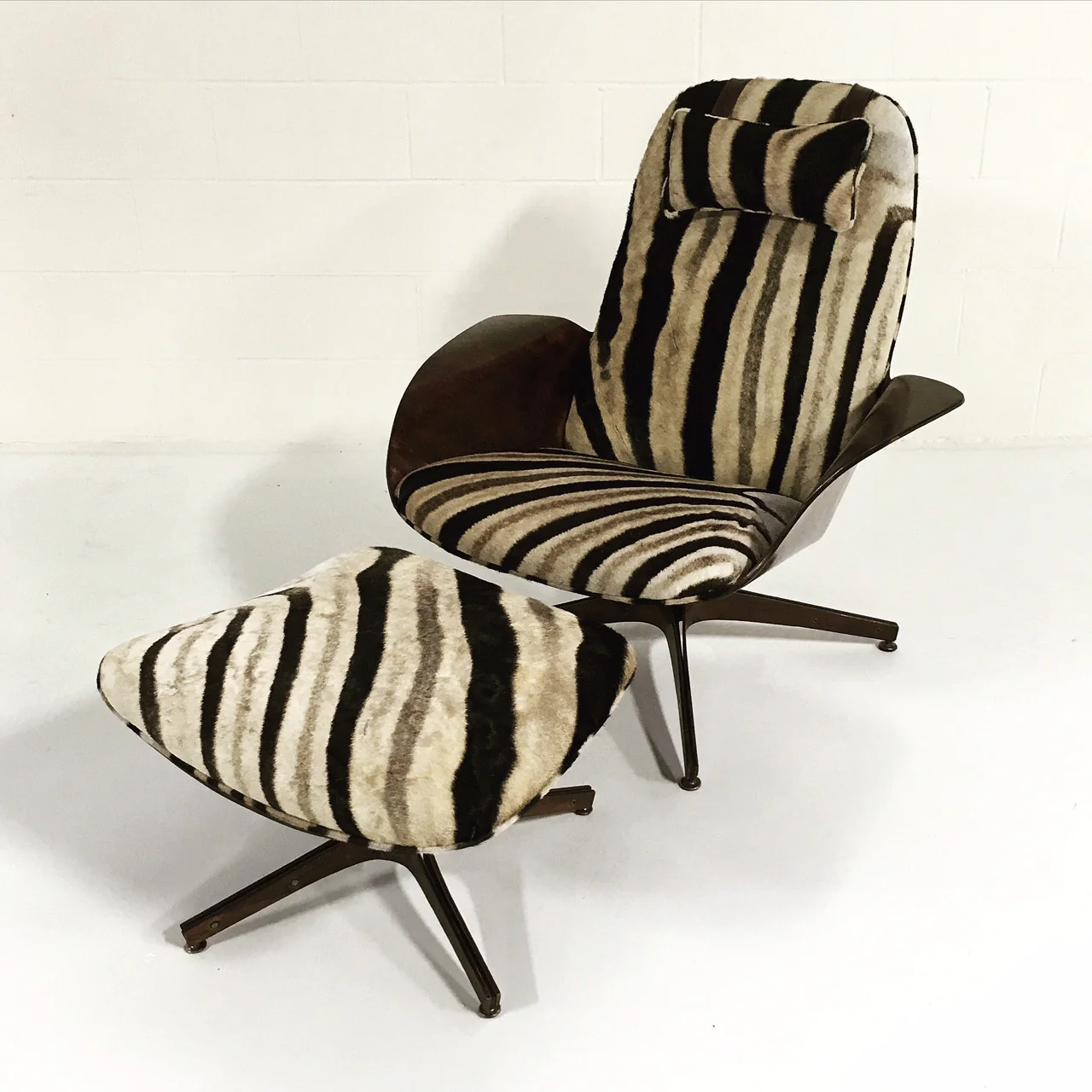 Lounge Chair & Ottoman - Image 3