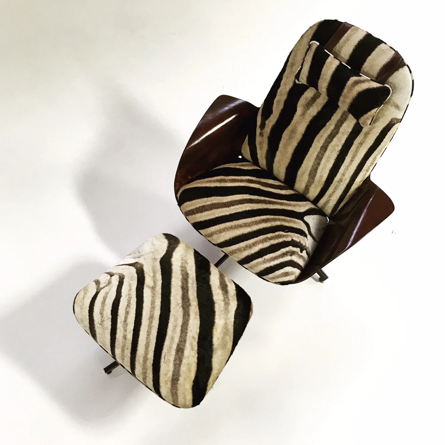 Lounge Chair & Ottoman - Image 6