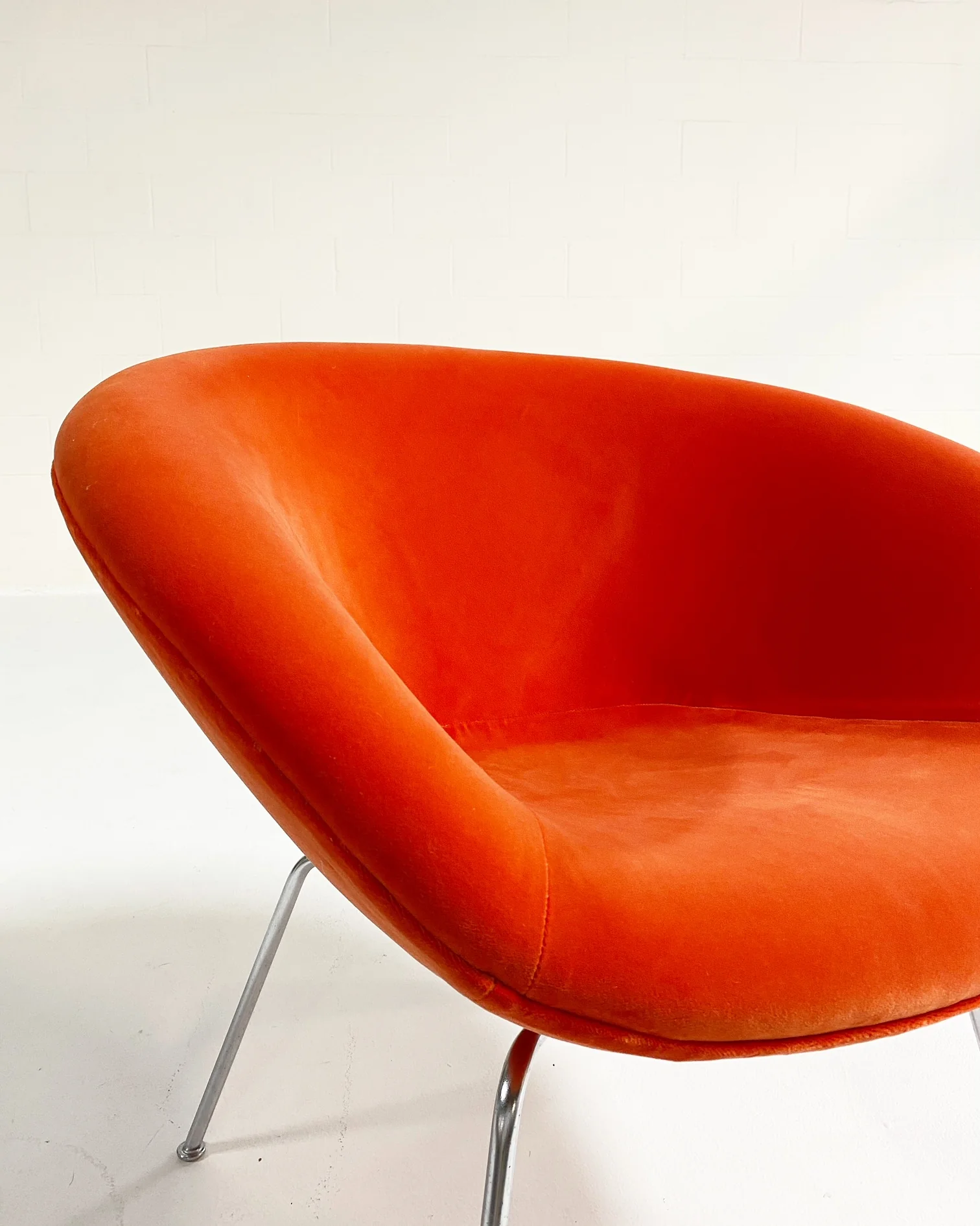 Pot Chair in Loro Piana Velvet - Image 2