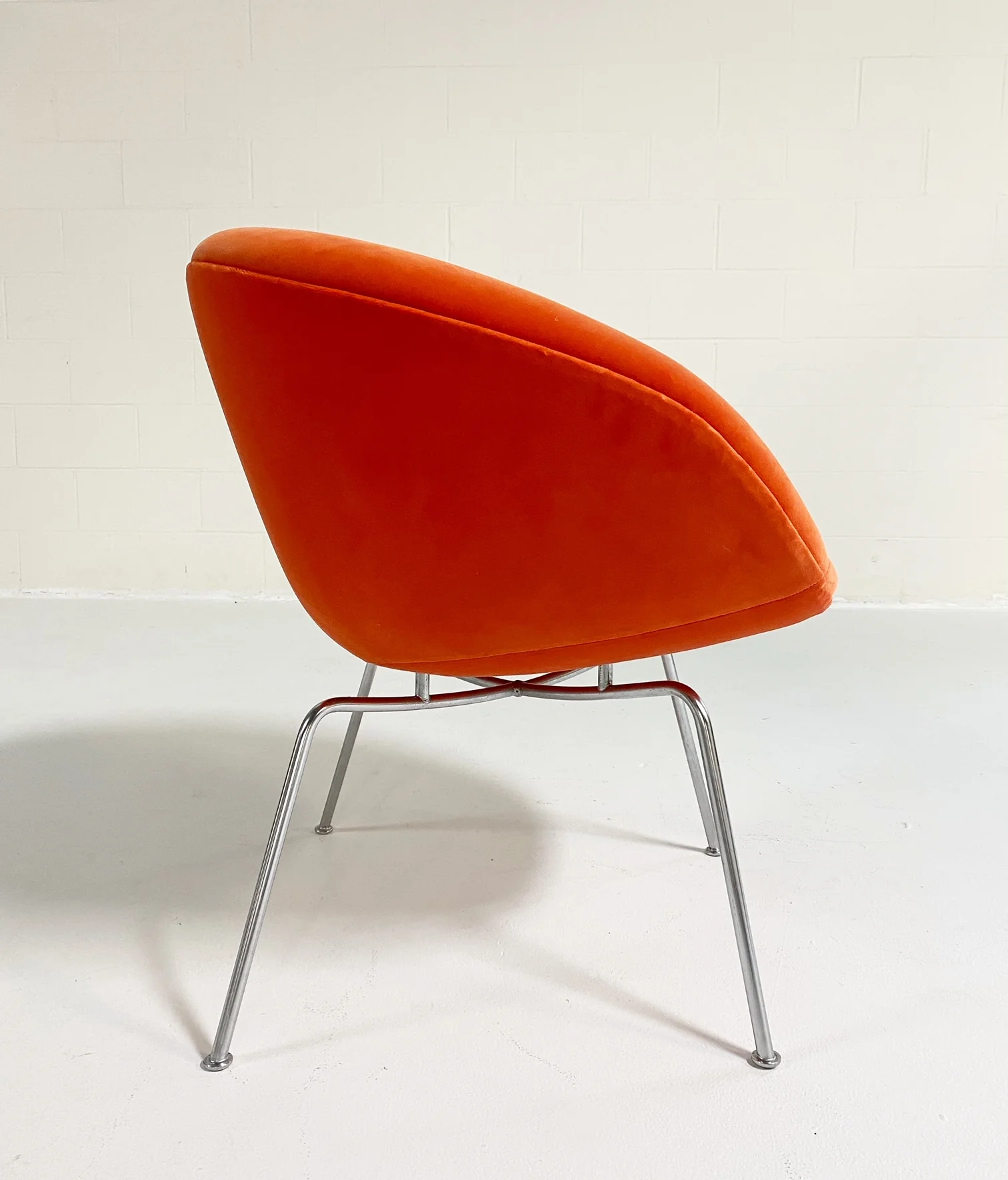 Pot Chair in Loro Piana Velvet - Image 4