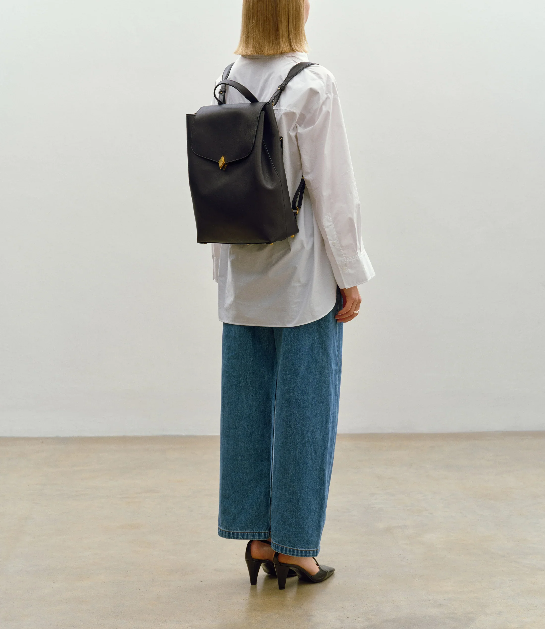 Edge Backpack in Calfskin Black - Image 3